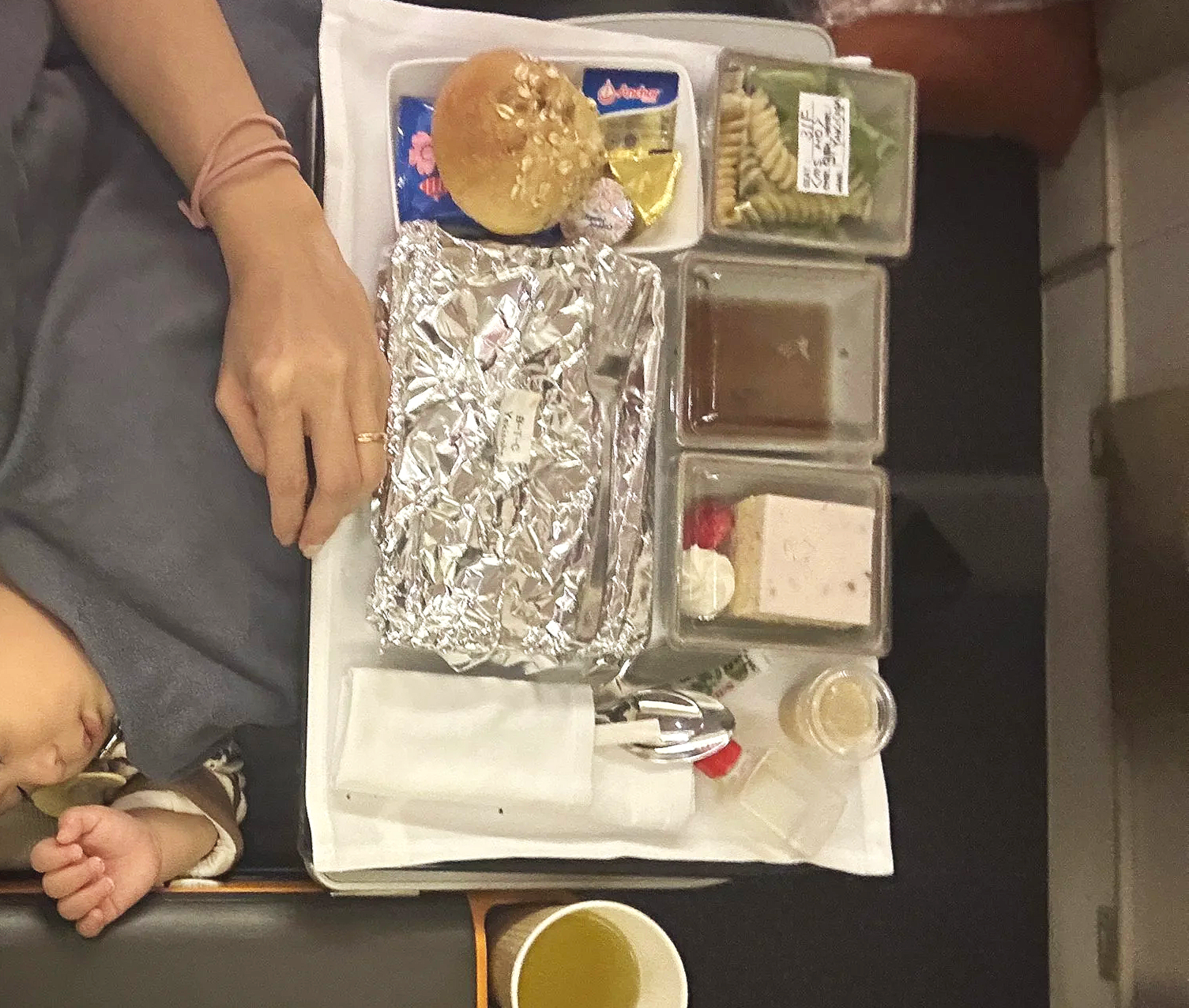 Bassinet seat on Singapore Airlines flight to Tokyo