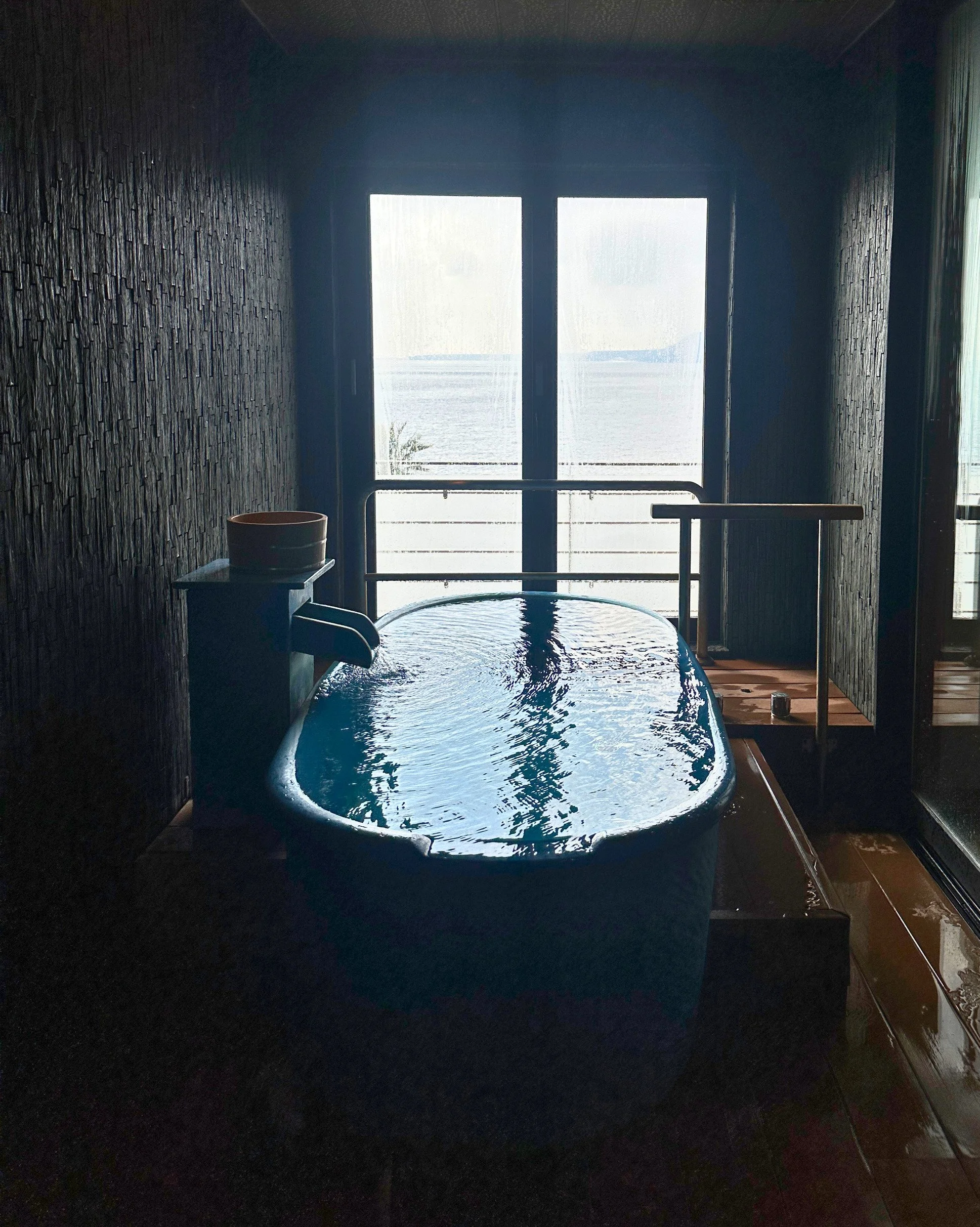 in-room private onsen with ocean view, Ginsuiso Inn Inatori