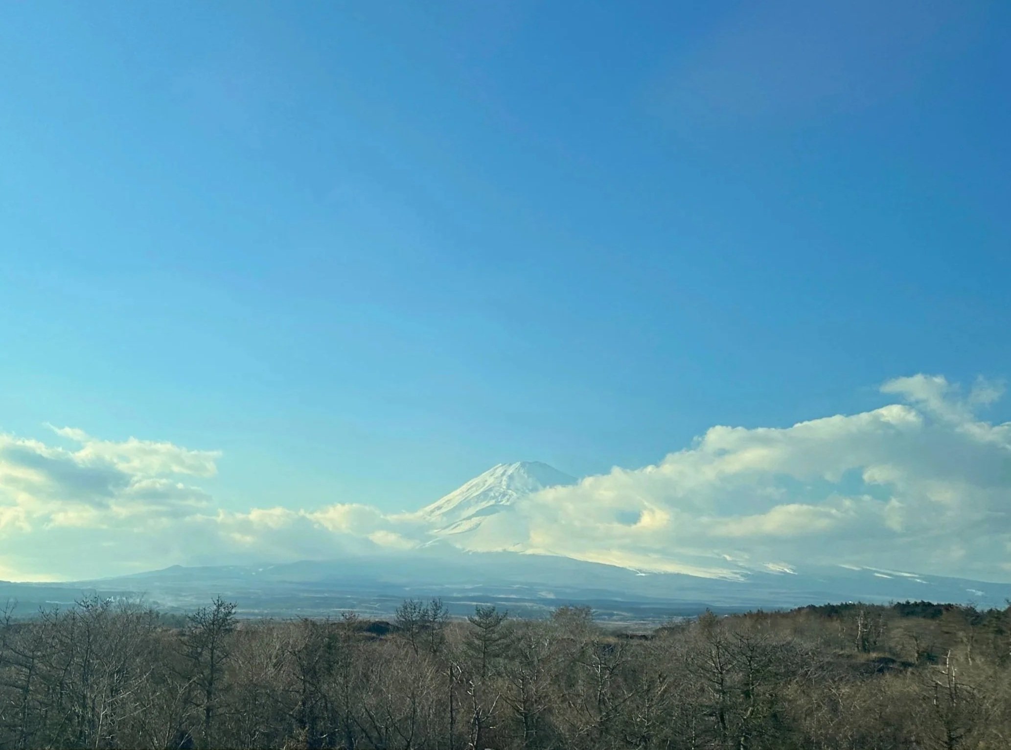 Mount Fuji view from car, return drive to Tokyo in winter