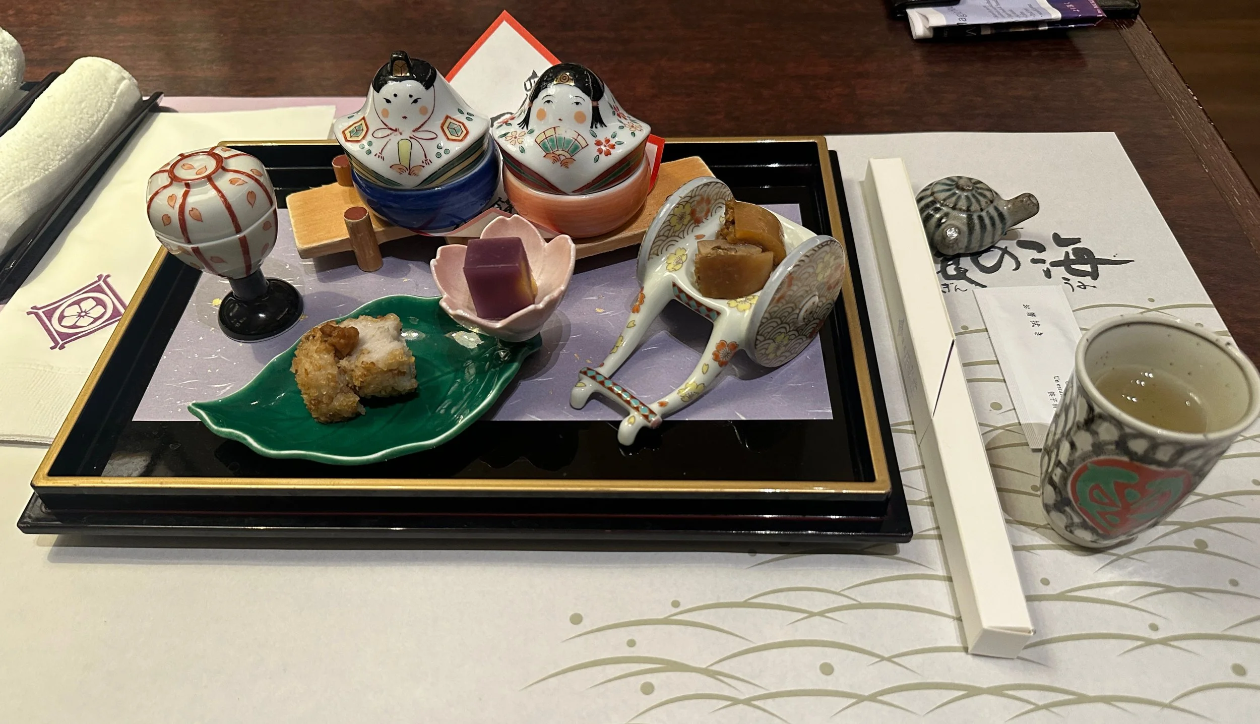 Kaiseki dinner presentation, Ginsuiso Inn Inatori