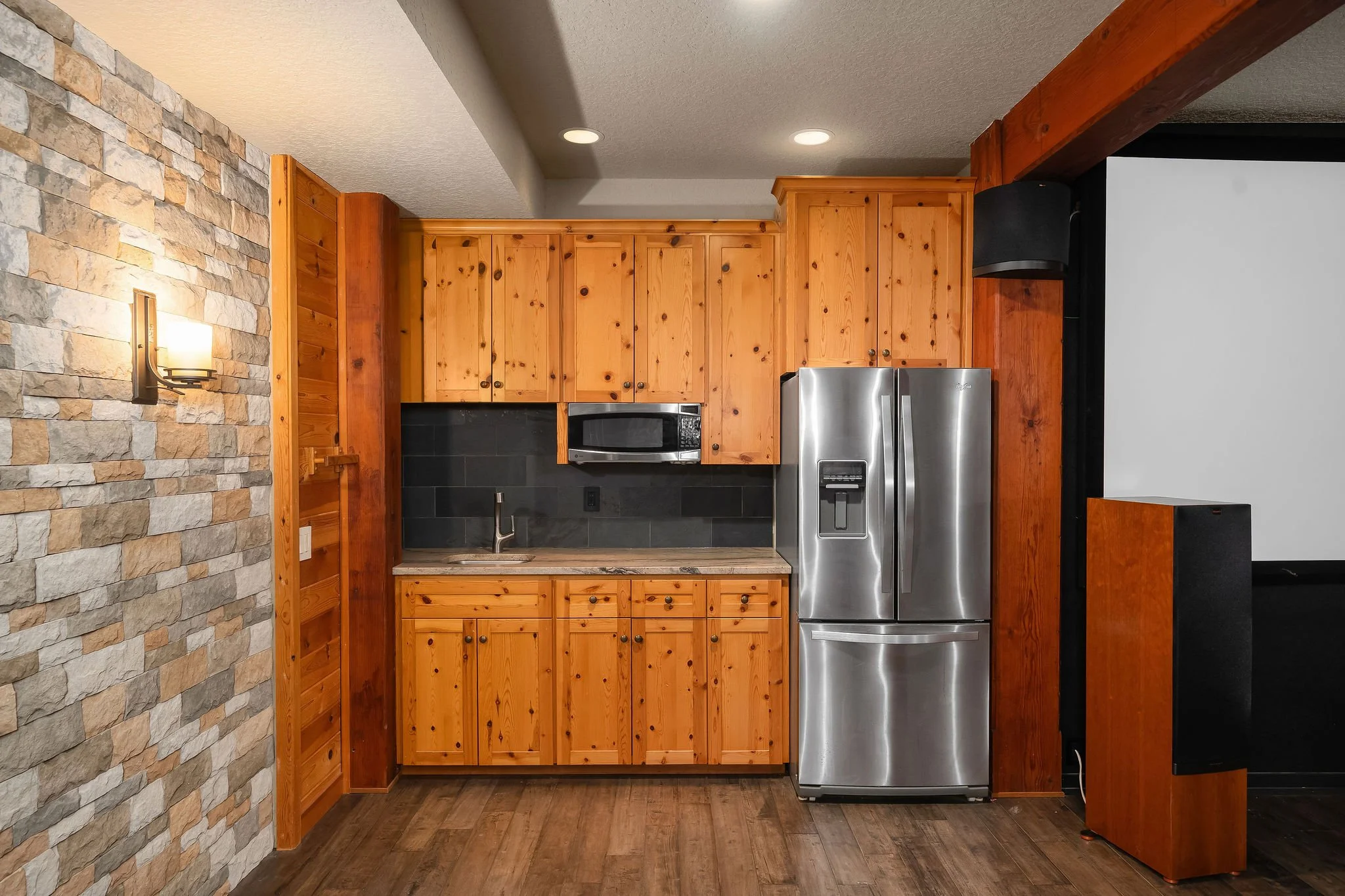 SW Laurel theatre kitchenette web.jpg