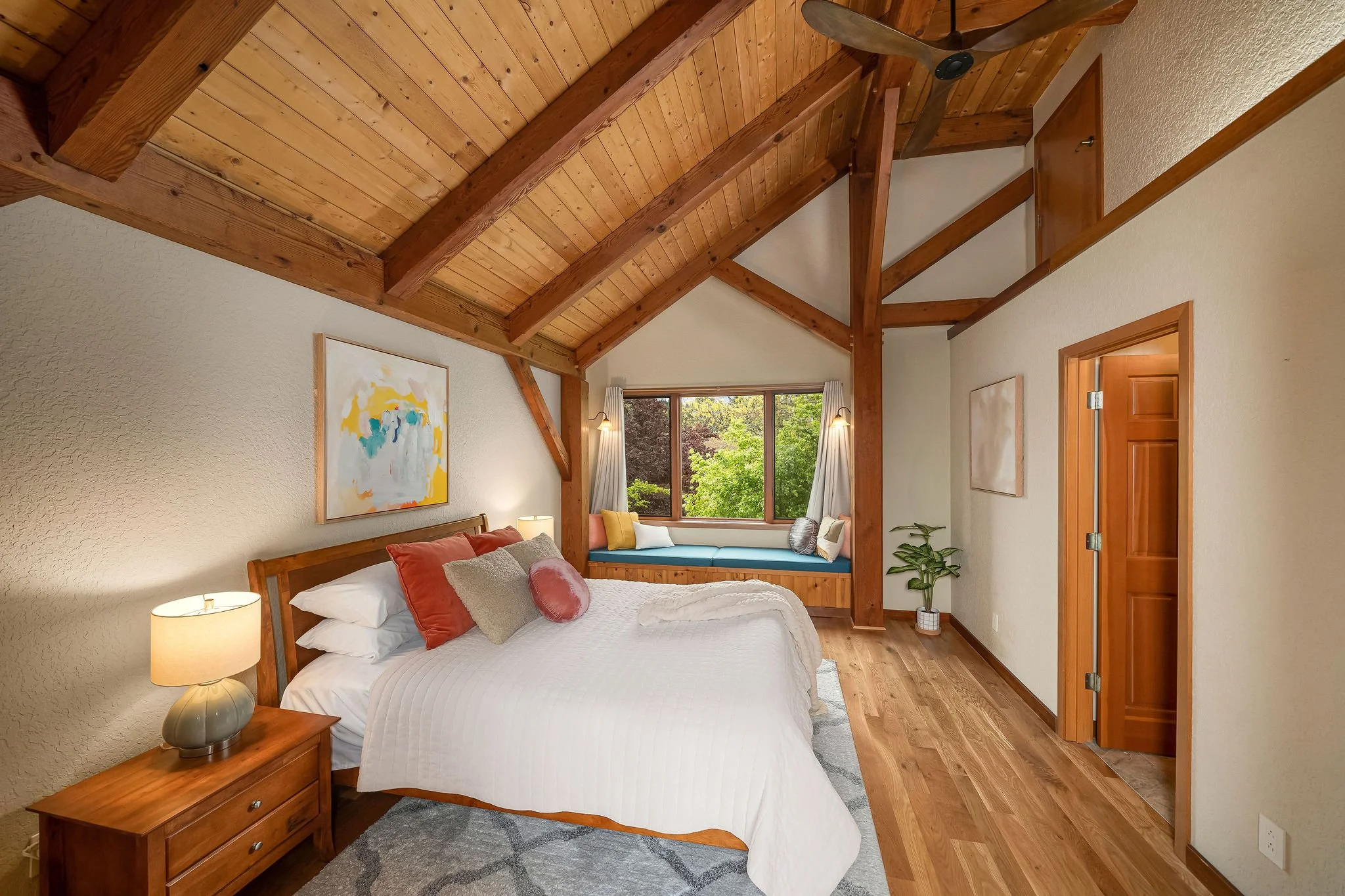 SW Laurel Katie room web.jpg