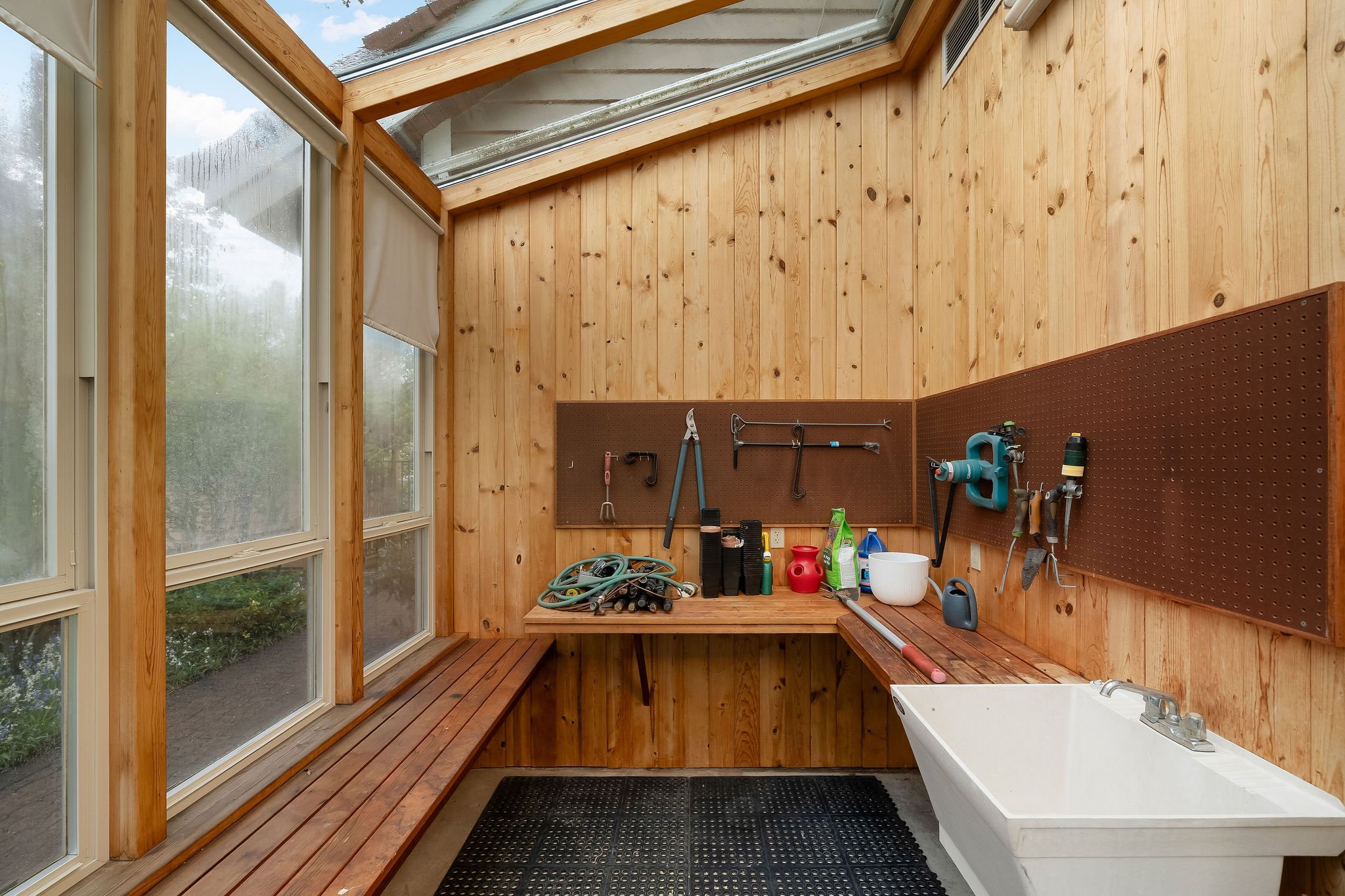 SW Laurel greenhouse web.jpg