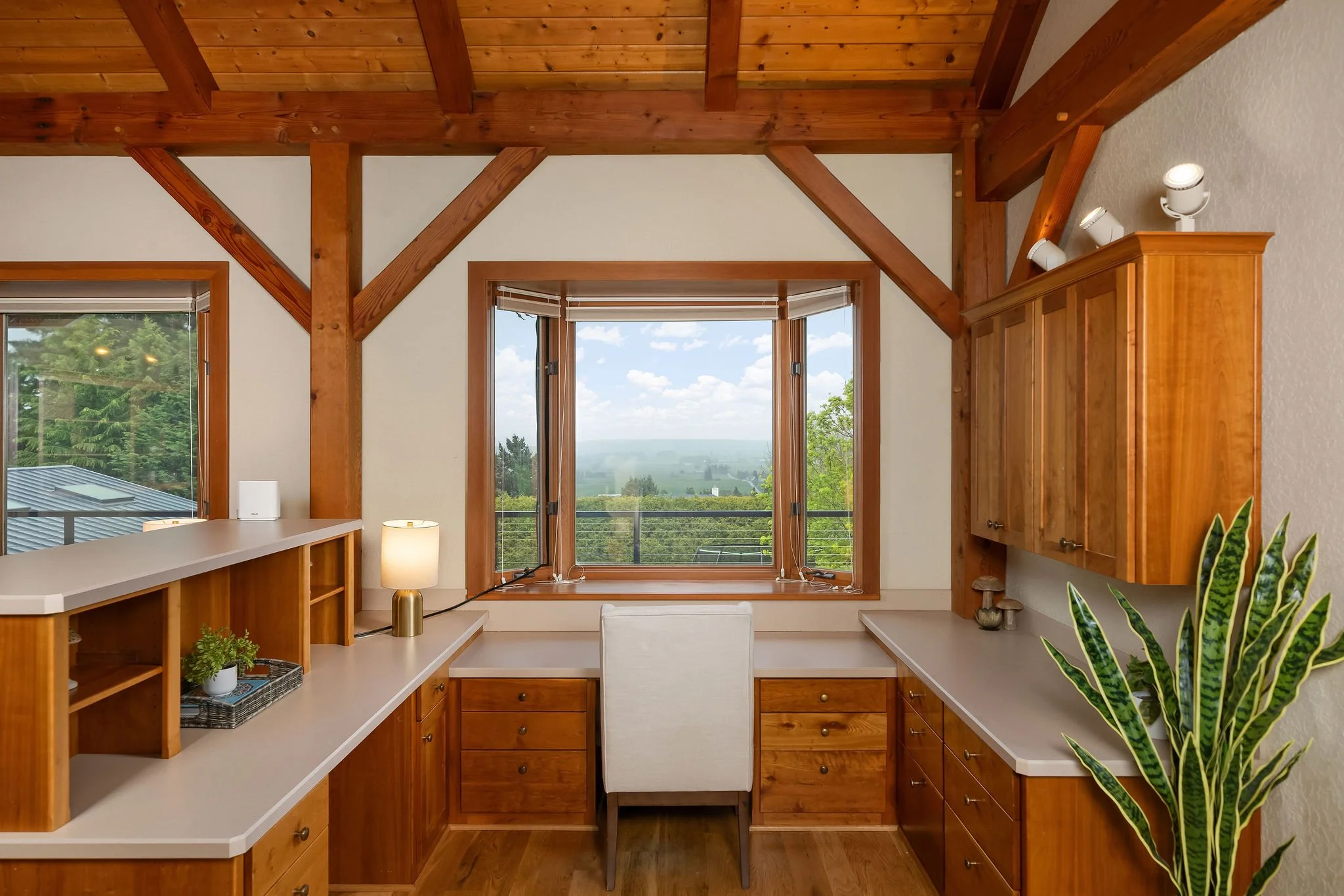 SW Laurel right office web.jpg