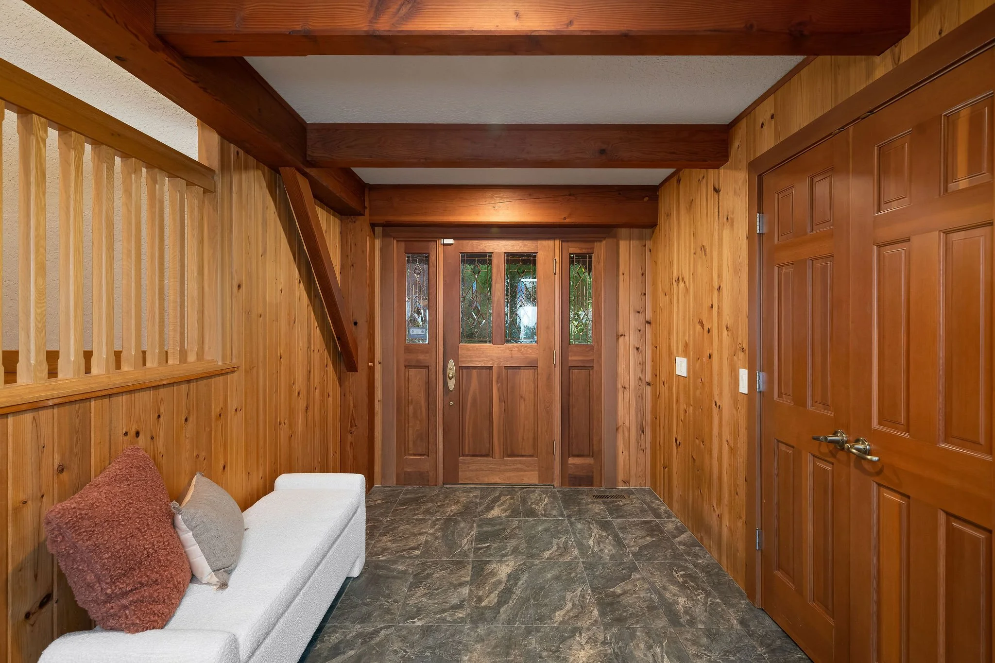 SW Laurel entry foyer from great room web.jpg