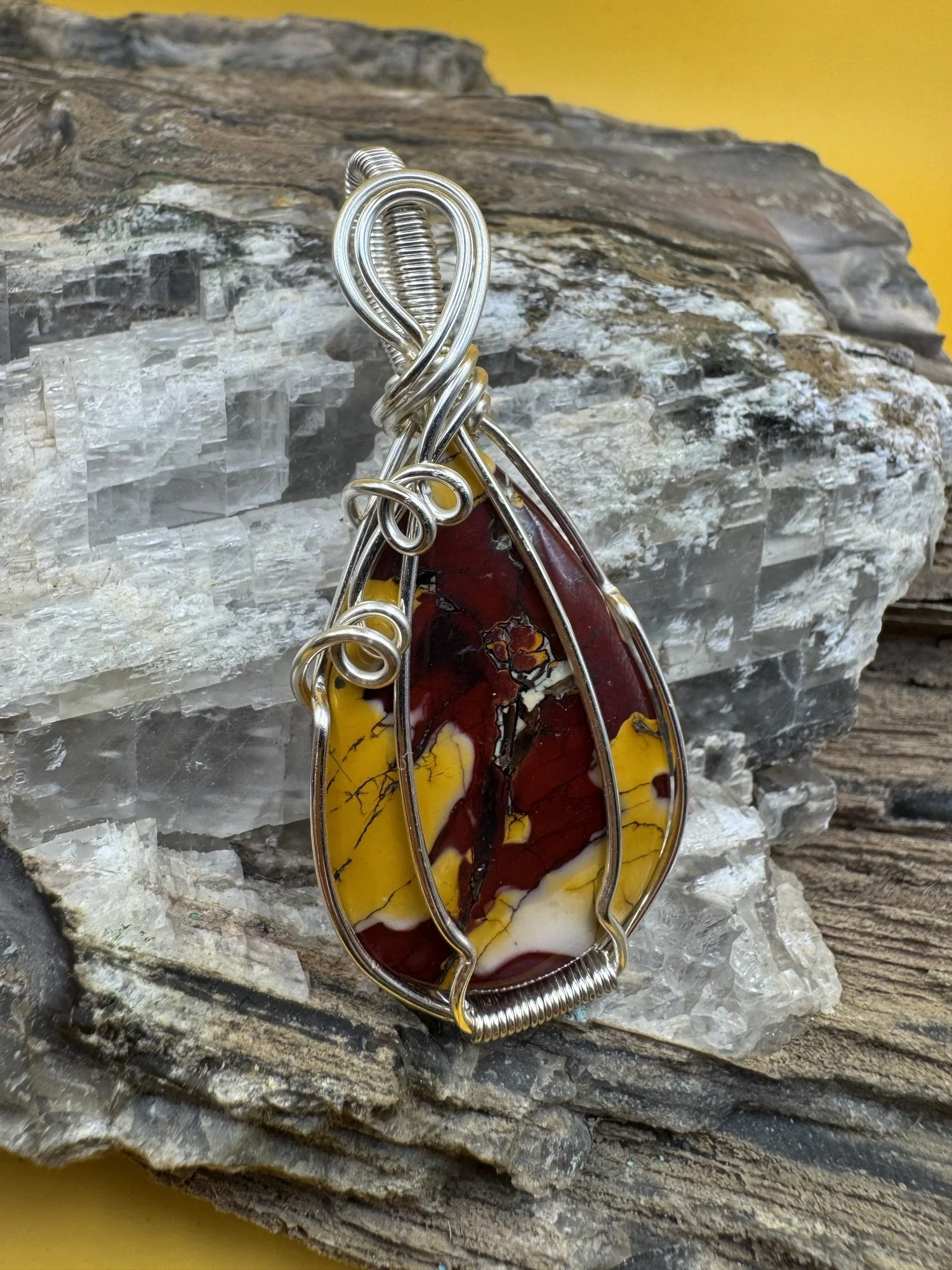 Mookaite and Silver Pendant