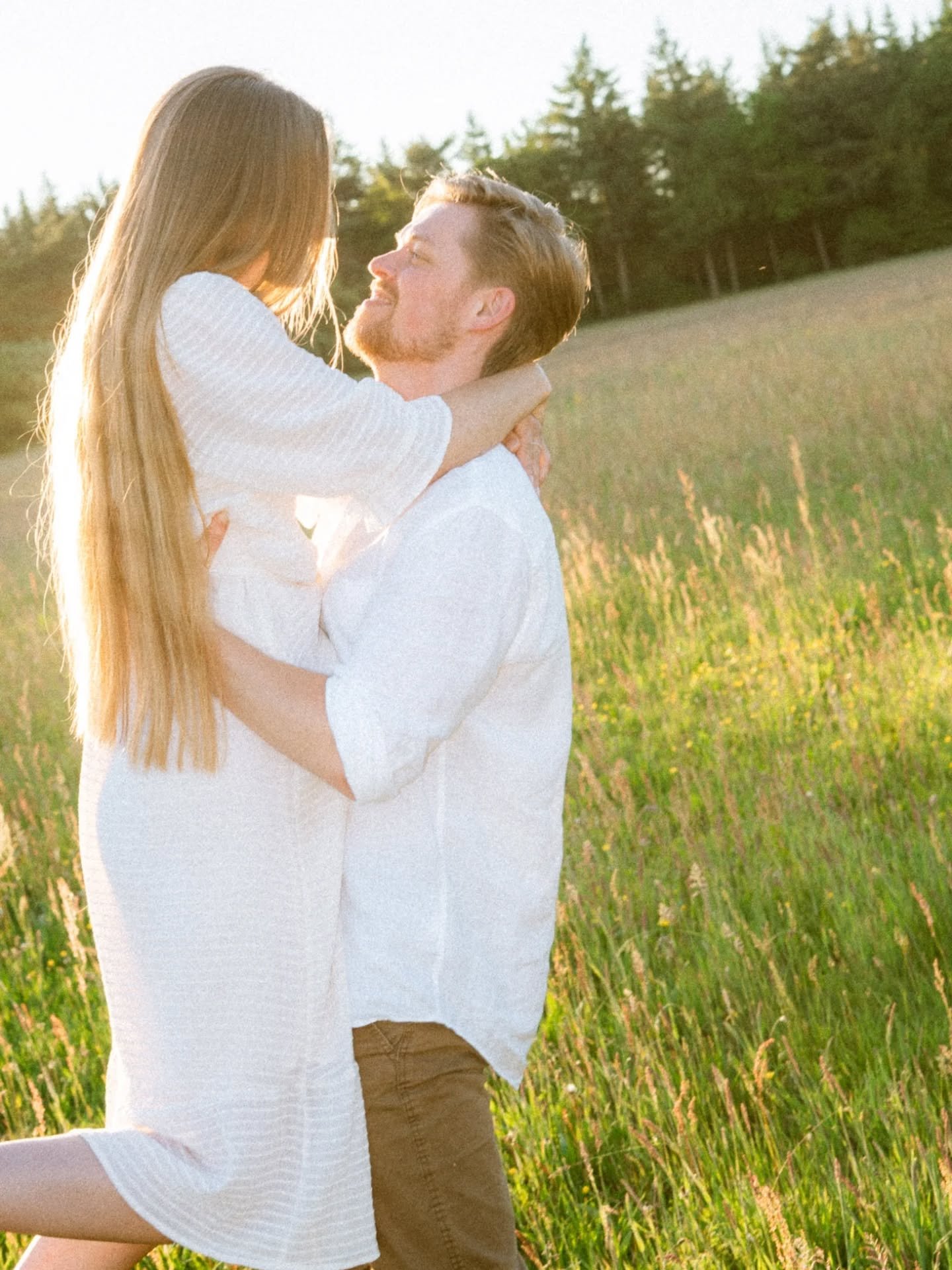 vol. 01 - Tim &amp; Amy

shot on @sonyalpha A7 IV

#couplesphotographer #coupleshoot #creativephotography #outdoorphotography #storyteller