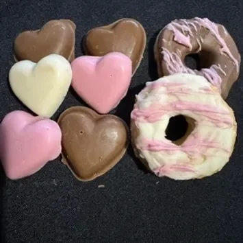 Love Bundle Carob Treatz Bag