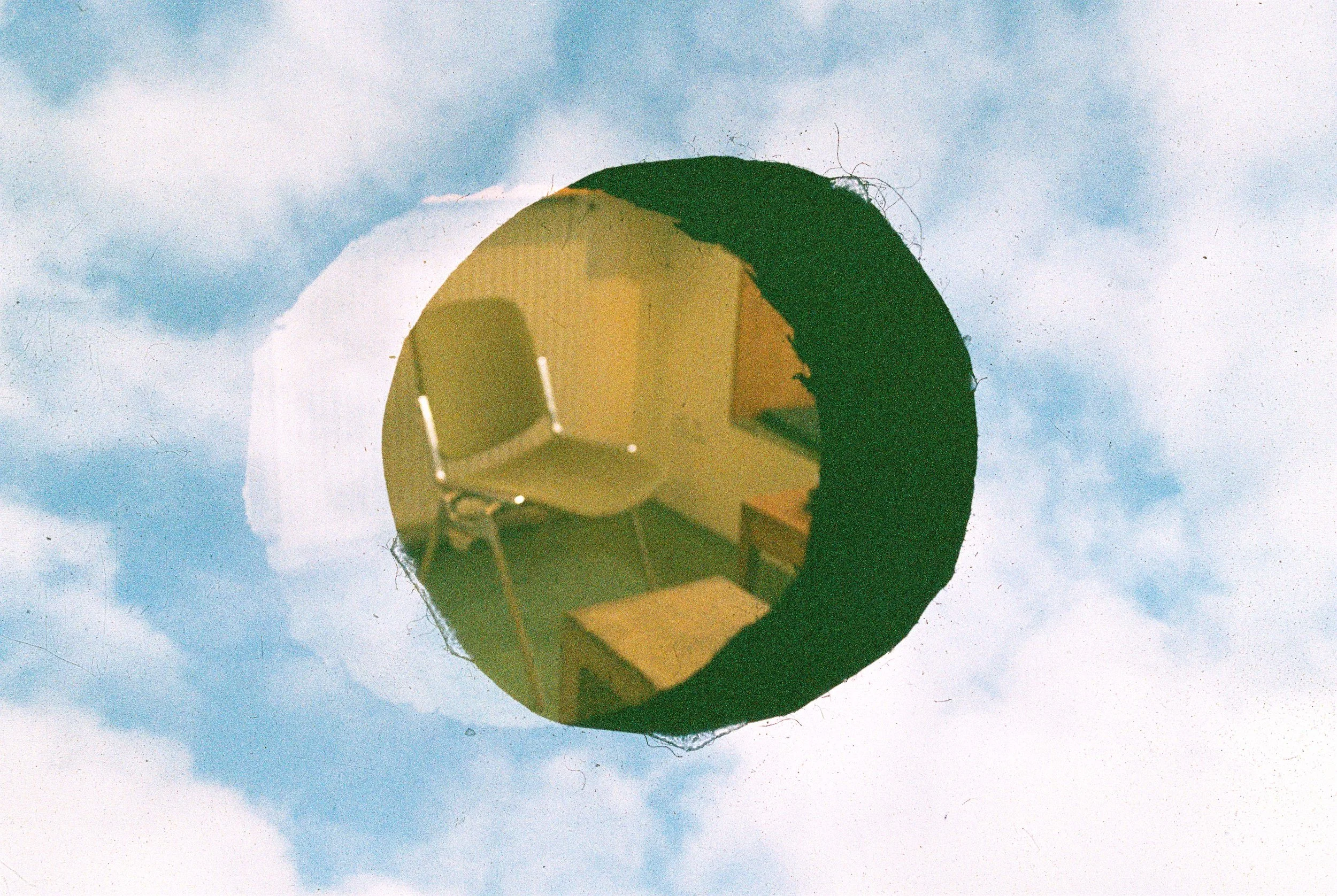 R1-09181-0002.jpg