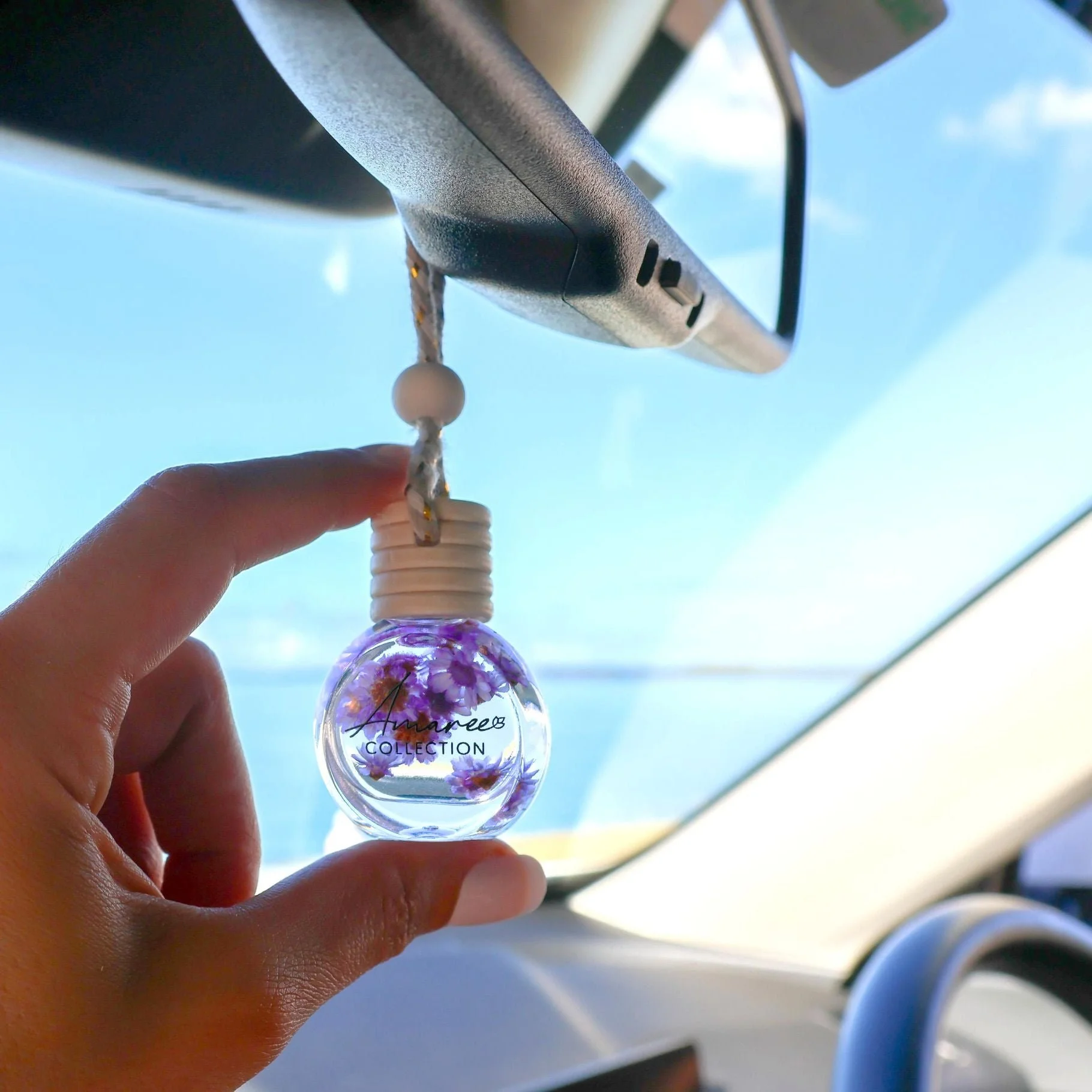 Japanese_Honeysuckle_Car_Perfume_gift_2.jpg