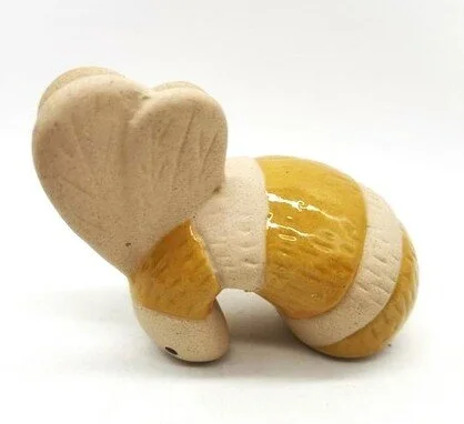 bee pot hanger.jpg
