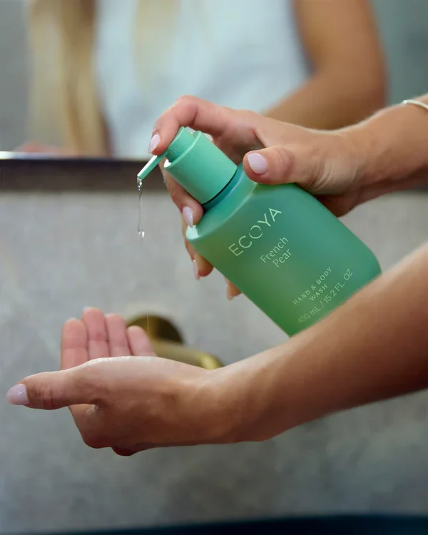 ECOYA_Bodycare_LifestyleImages_2048x2560_02_e983bb38-ffc5-4e34-84dd-9f07c01e1e3b.webp