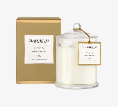 glasshouse-fragrances-candle-kyoto-camellia-lotus_1_1.1448921065_1_bfdb2048-8d7c-422a-aaa8-f0056e18622f_1024x1024@2x.webp