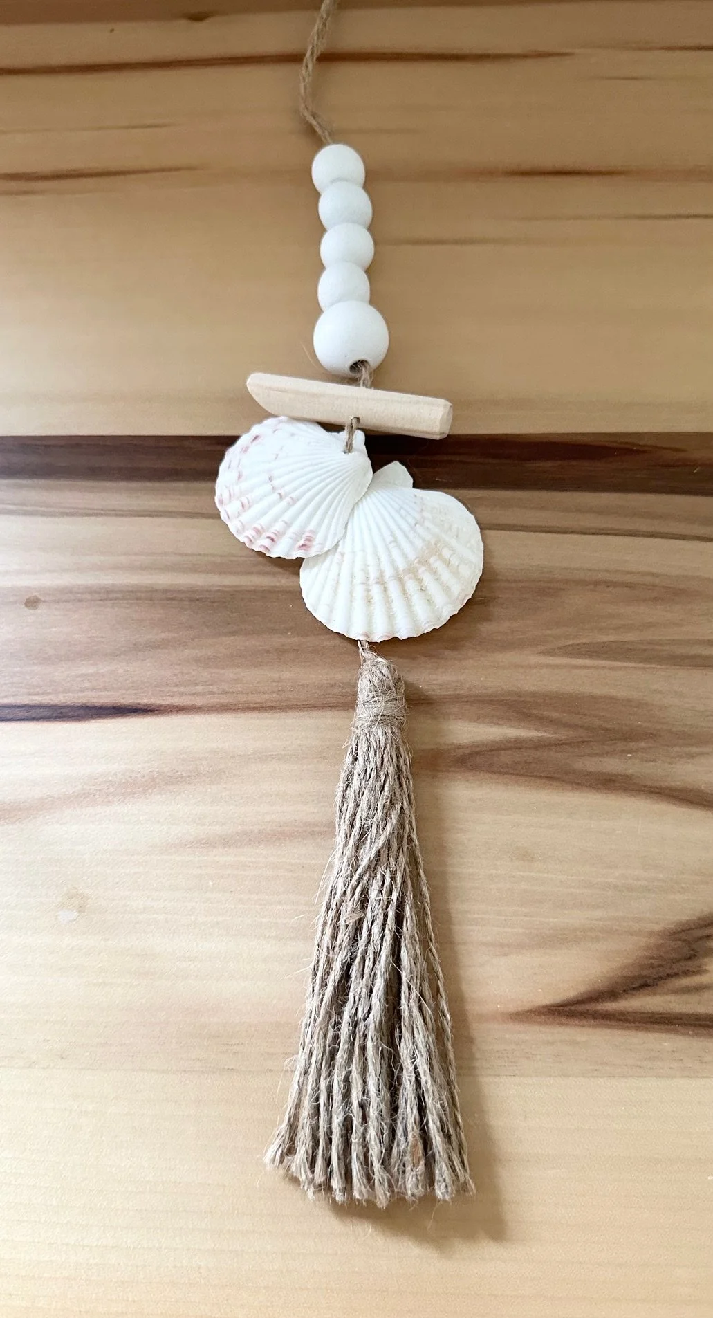 SCOLLOP SHELL AND BEAD HANGER.jpg
