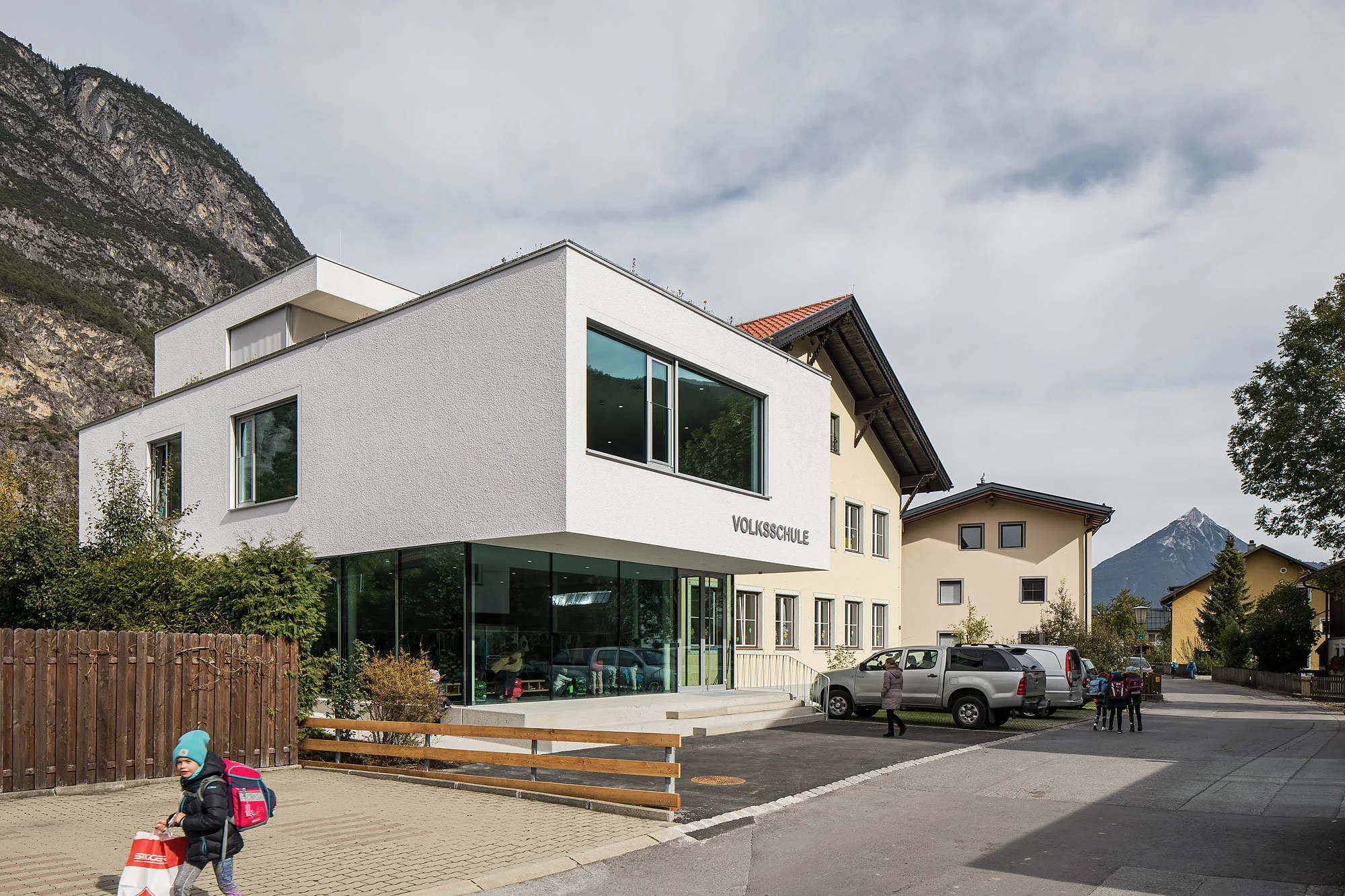 Volksschule Schönwies, Schönwies, Tabernig Zierl Architekten, Martin Tabernig, Alois Zierl, Christian Flatscher, Architekturfotografie, Fotografie, Architektur, Tirol