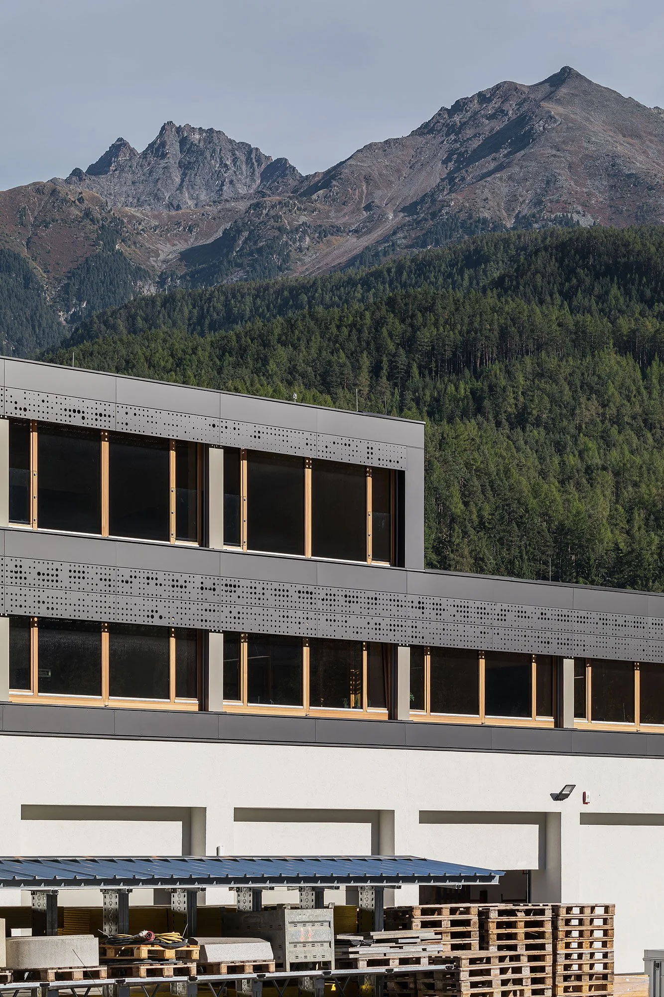 Firmenzentrale Auer Bau, Umhausen, Mario Gasser, Auer Bau, Christian Flatscher, Architekturfotografie, Fotografie, Architektur, Tirol