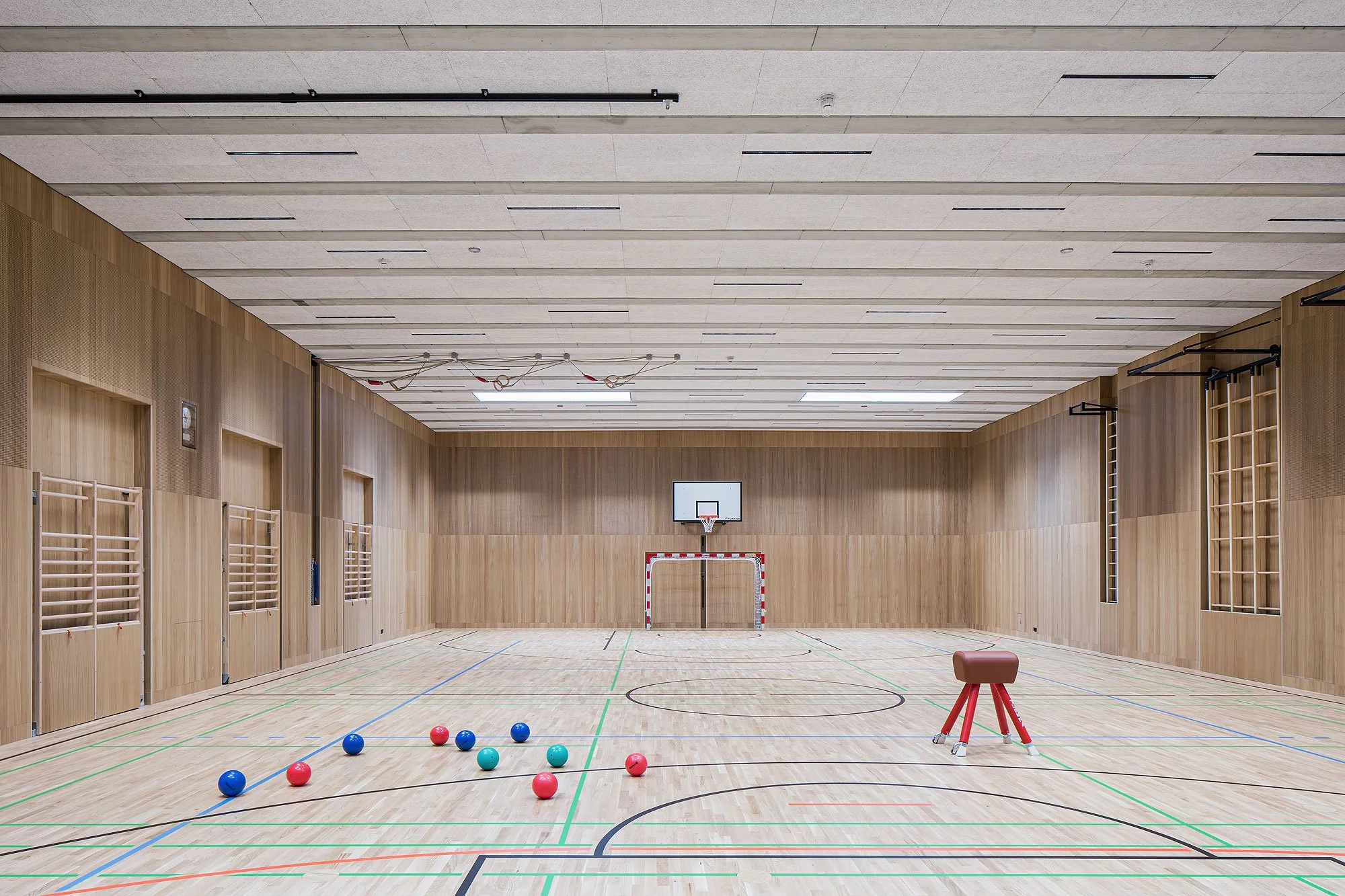 Volksschule Schönwies, Schönwies, Tabernig Zierl Architekten, Martin Tabernig, Alois Zierl, Christian Flatscher, Architekturfotografie, Fotografie, Architektur, Tirol