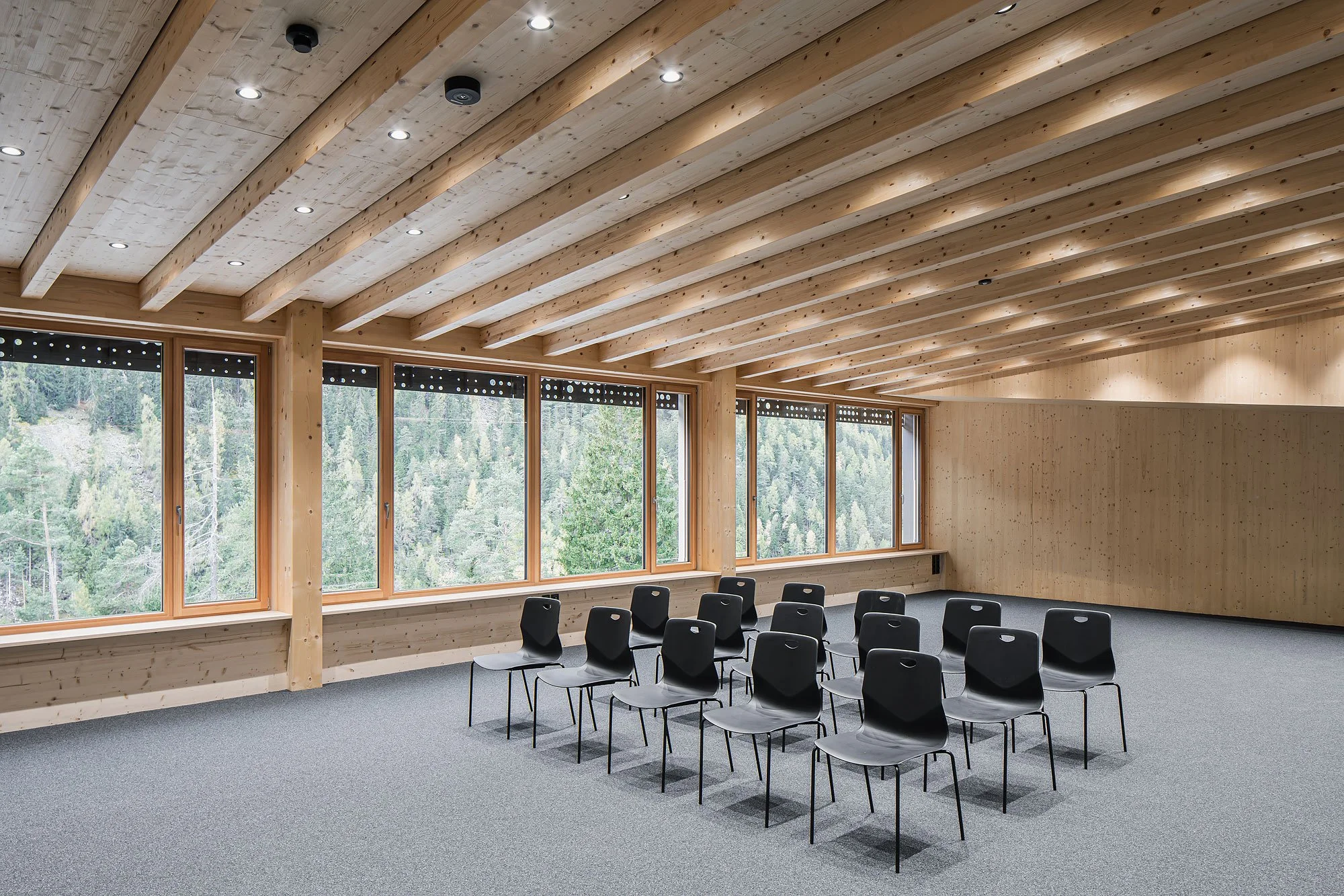 Firmenzentrale Auer Bau, Umhausen, Mario Gasser, Auer Bau, Christian Flatscher, Architekturfotografie, Fotografie, Architektur, Tirol