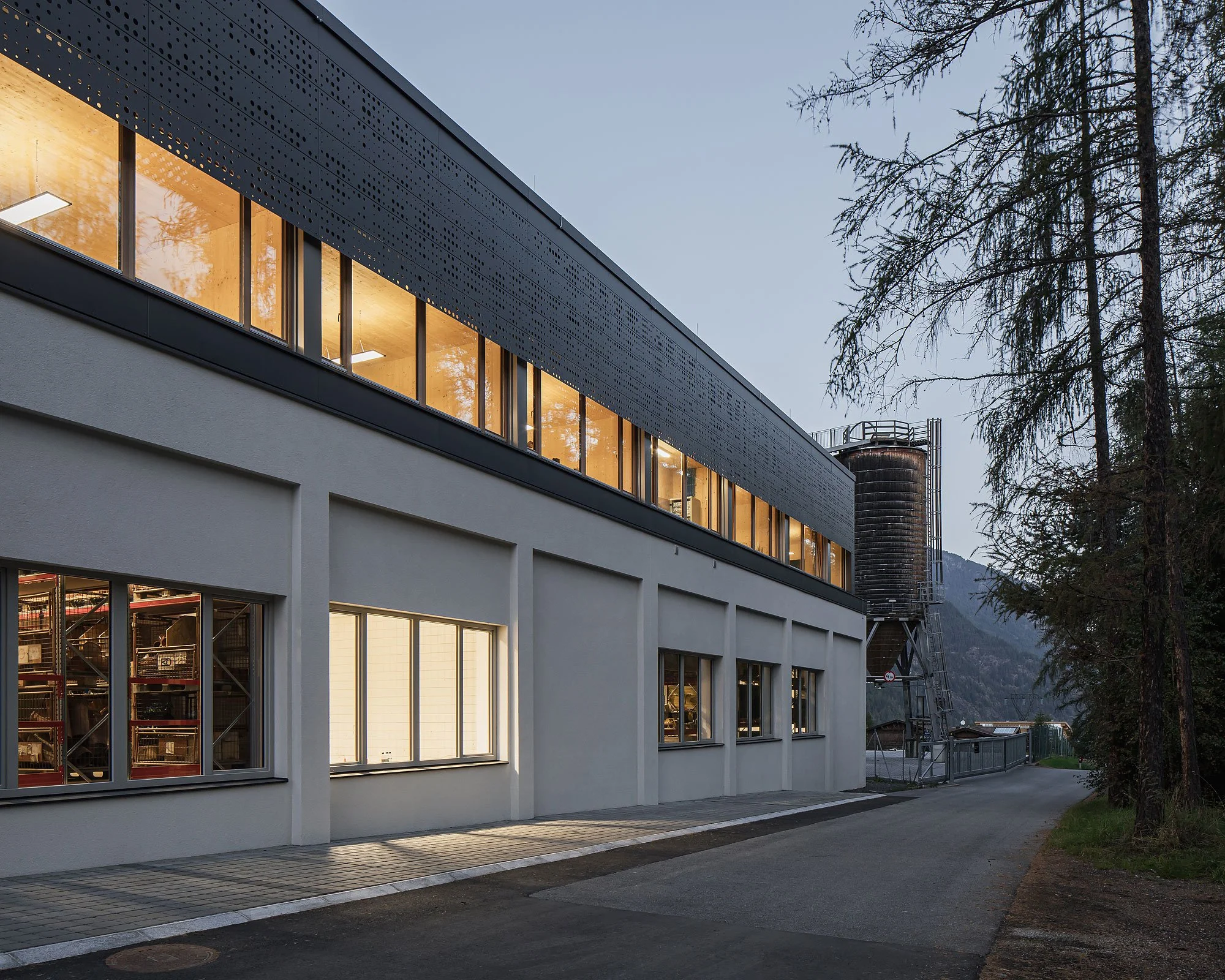 Firmenzentrale Auer Bau, Umhausen, Mario Gasser, Auer Bau, Christian Flatscher, Architekturfotografie, Fotografie, Architektur, Tirol