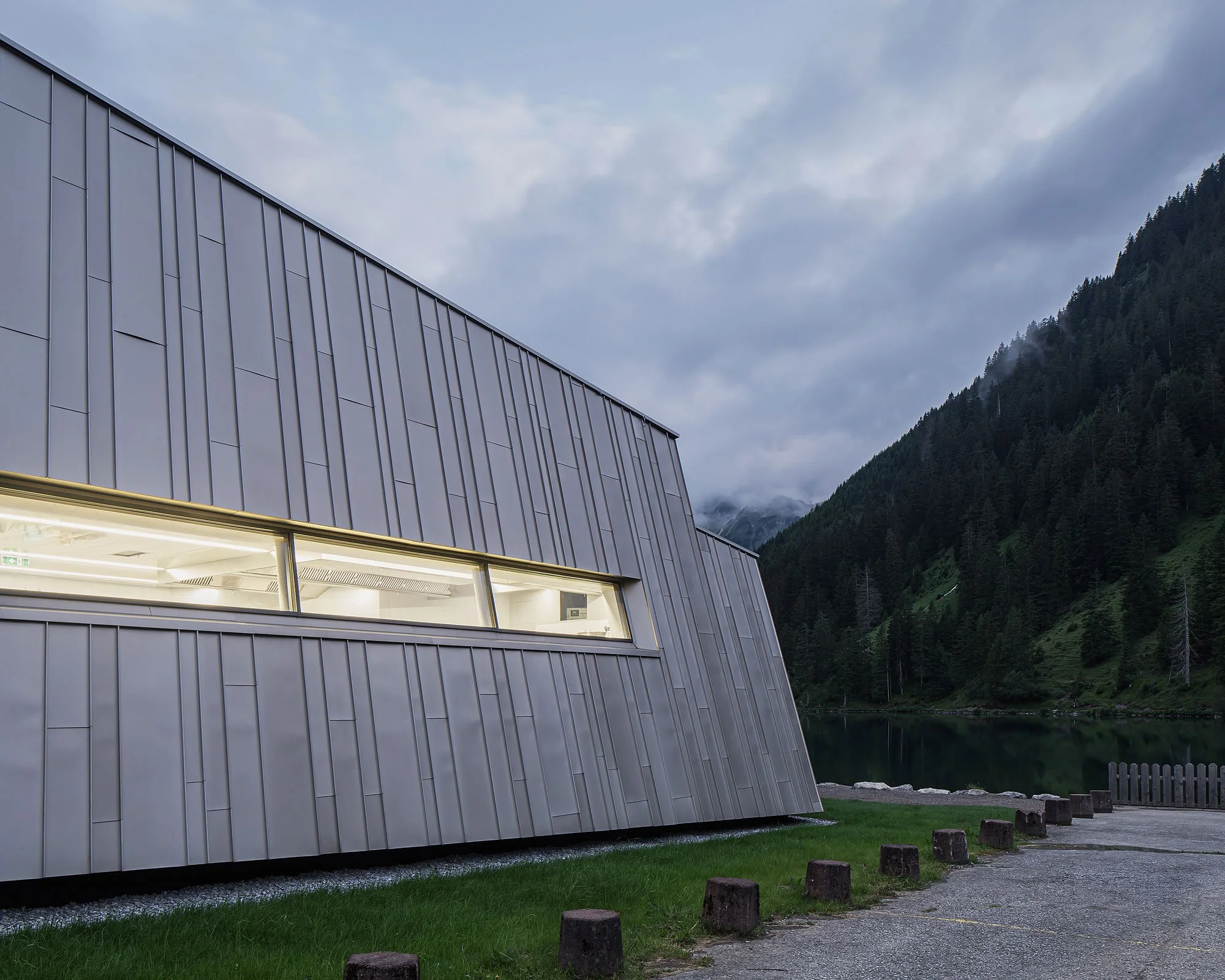 Gasthaus Vilsalpsee, Tannheim, Mario Gasser, Christian Flatscher, Architekturfotografie, Fotografie, Architektur, Tirol