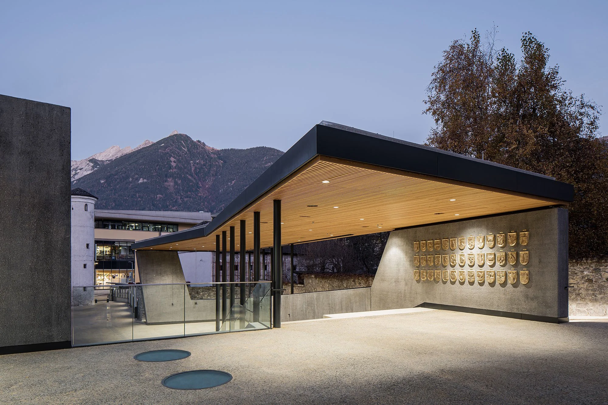 BH Schwaz, Schwaz, Thomas Mathoy Architekten, Christian Flatscher, Architekturfotografie, Fotografie, Architektur, Tirol