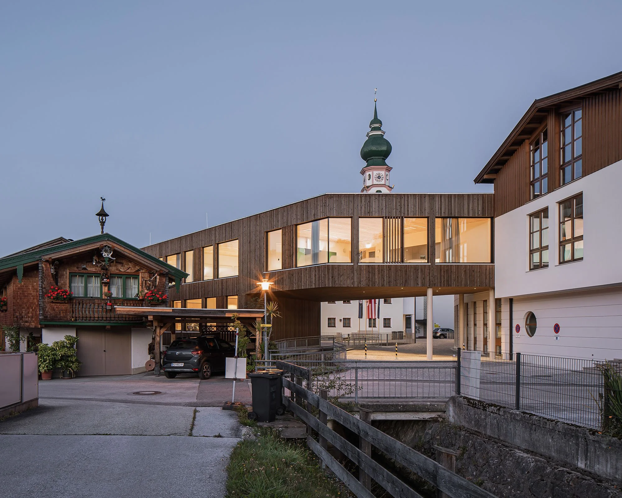 Volksschule Breitenbach, Breitenbach am Inn, Johannes Nägele, Christian Flatscher, Architekturfotografie, Fotografie, Architektur, Tirol