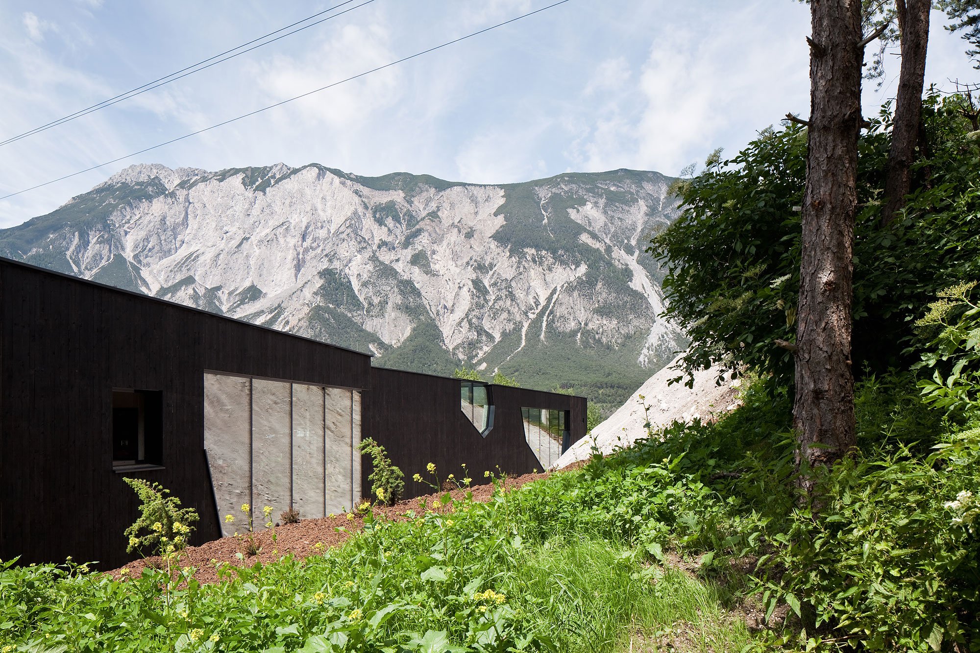 Mpreis Ötztaler Höhe, Ötztal Bahnhof, Stoll Wagner Architekten, Philipp Stoll, Reinhard Wagner, Christian Flatscher, Architekturfotografie, Fotografie, Architektur, Tirol