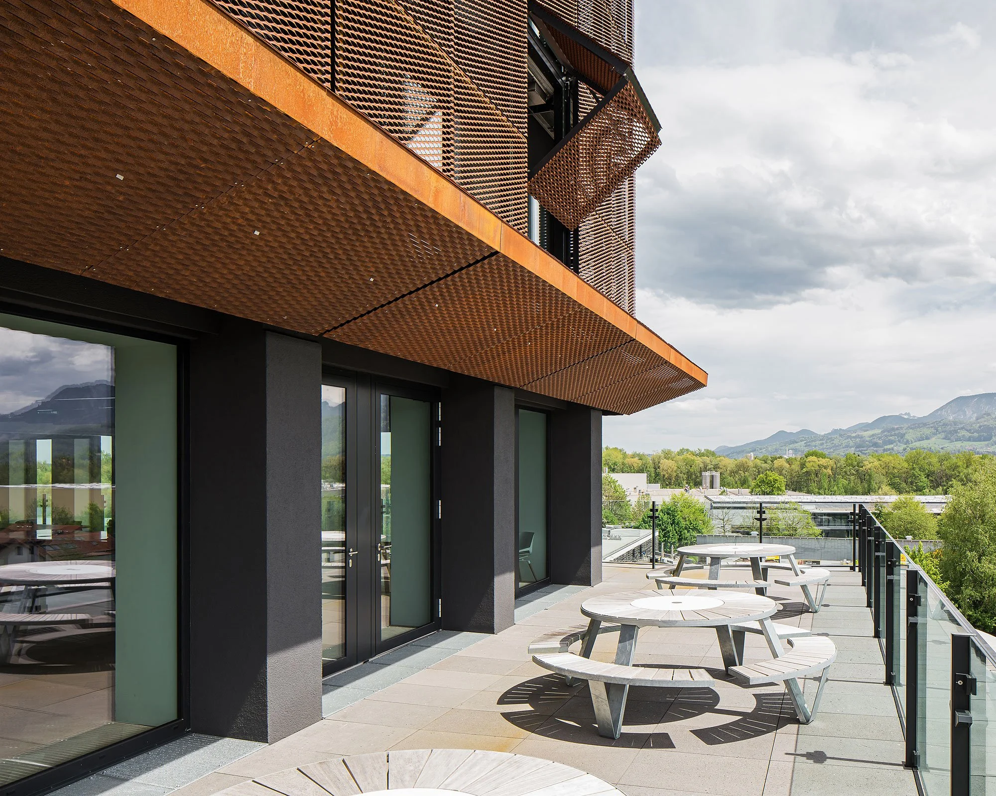 Bora Headquarters, Raubling, Lorenz Ateliers, Peter Lorenz, Bora, Christian Flatscher, Architekturfotografie, Fotografie, Architektur, Bayern