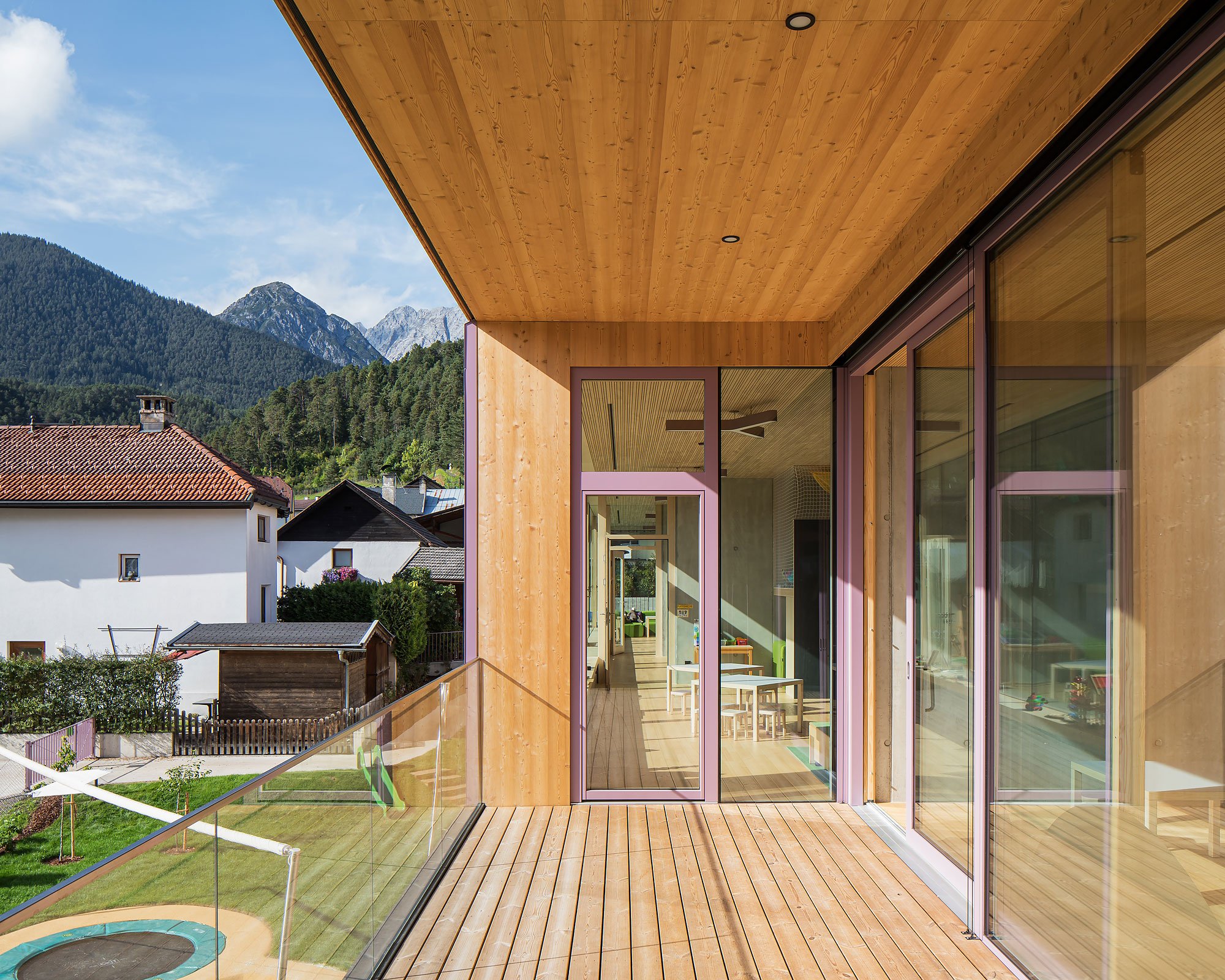 Kindergarten Tarrenz, Tarrenz, Tabernig Zierl Architekten, Martin Tabernig, Alois Zierl, Christian Flatscher, Architekturfotografie, Fotografie, Architektur, Tirol