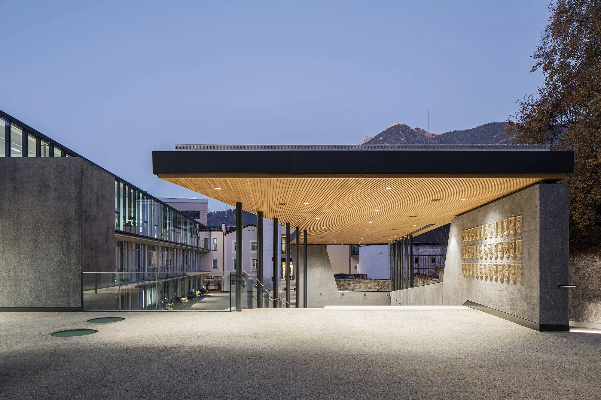 BH Schwaz, Schwaz, Thomas Mathoy Architekten, Christian Flatscher, Architekturfotografie, Fotografie, Architektur, Tirol