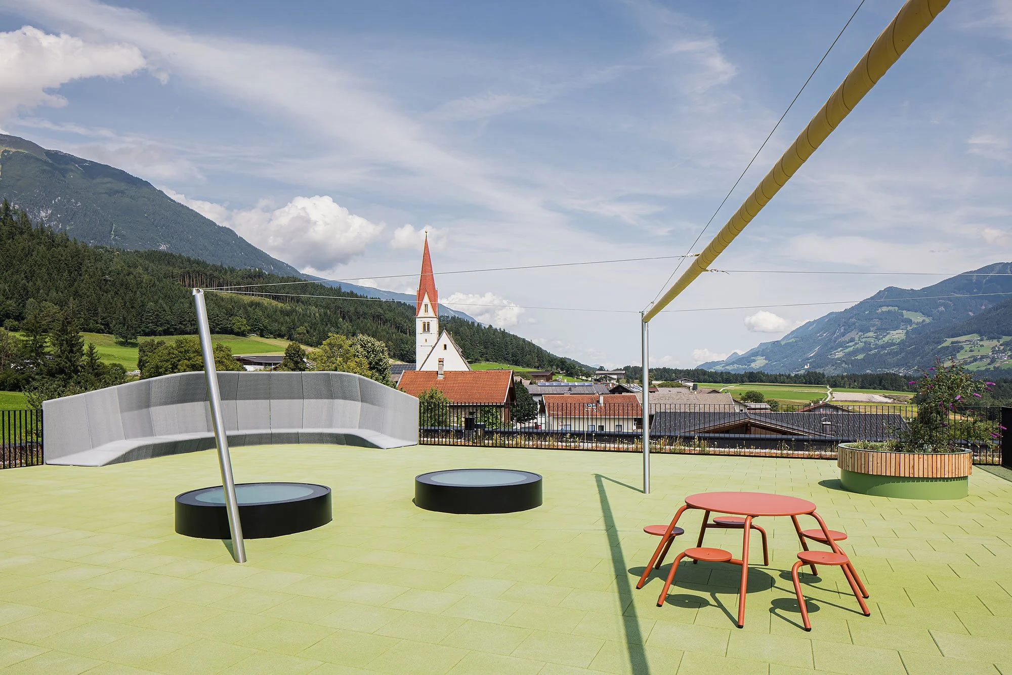 Bildungszentrum Terfens, Terfens, Heinlein Zierl Architekten, Michael Heinlein, Alois Zierl, Christian Flatscher, Architekturfotografie, Fotografie, Architektur, Tirol