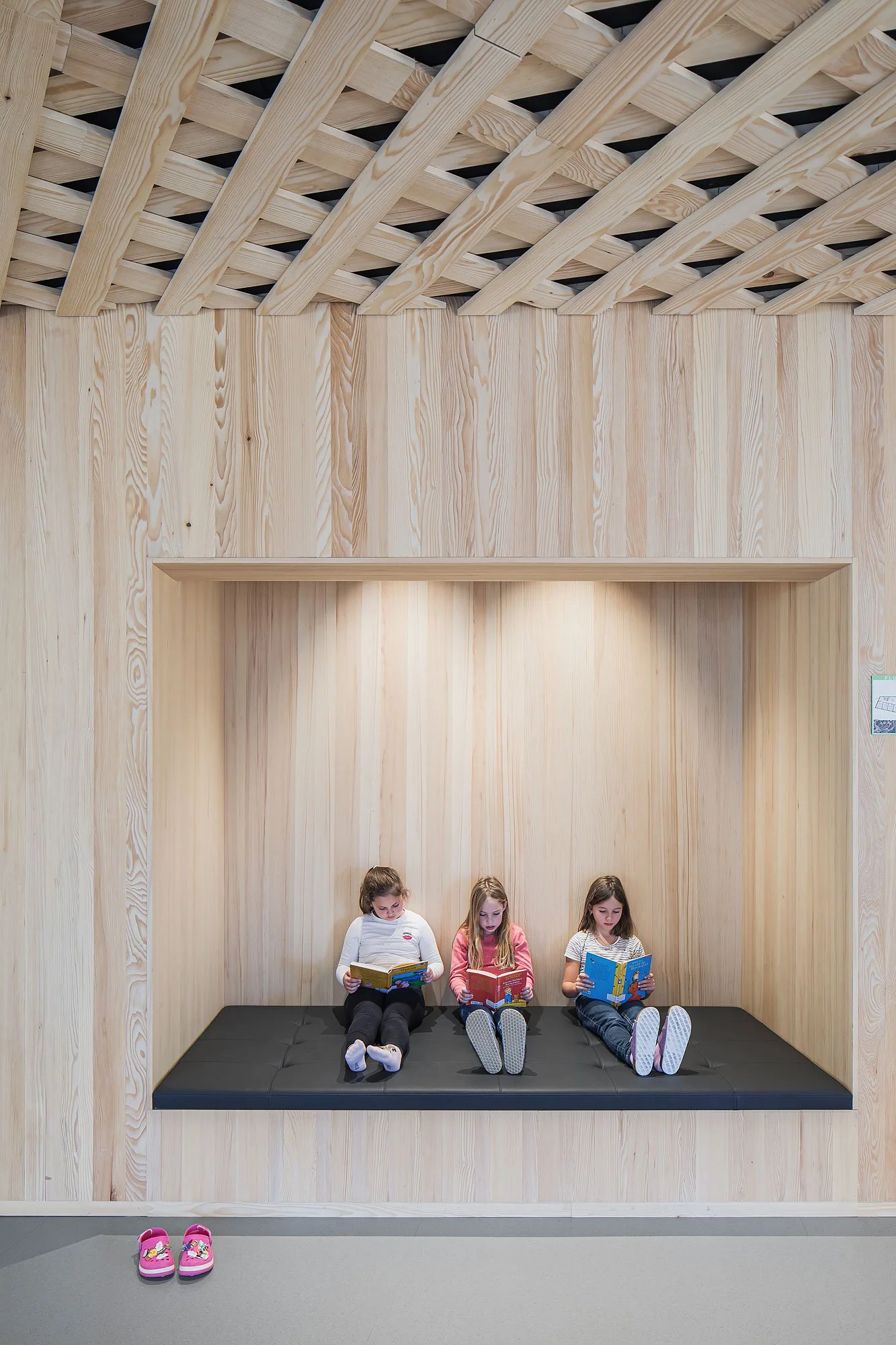 Volksschule Breitenbach, Breitenbach am Inn, Johannes Nägele, Christian Flatscher, Architekturfotografie, Fotografie, Architektur, Tirol