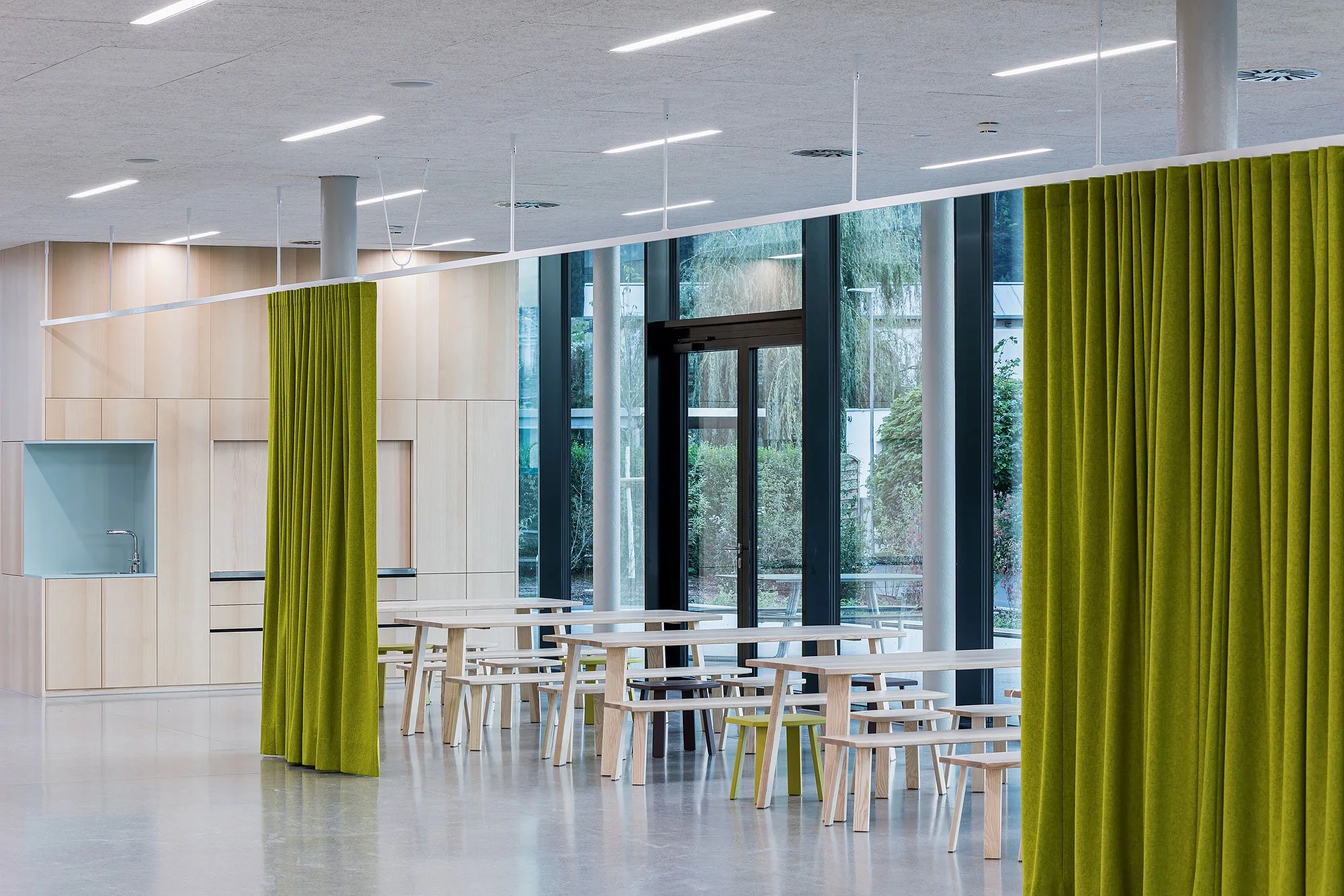 Volksschule Schwefel, Hohenems, Tabernig Zierl Architekten, Martin Tabernig, Alois Zierl, Christian Flatscher, Architekturfotografie, Fotografie, Architektur, Vorarlberg