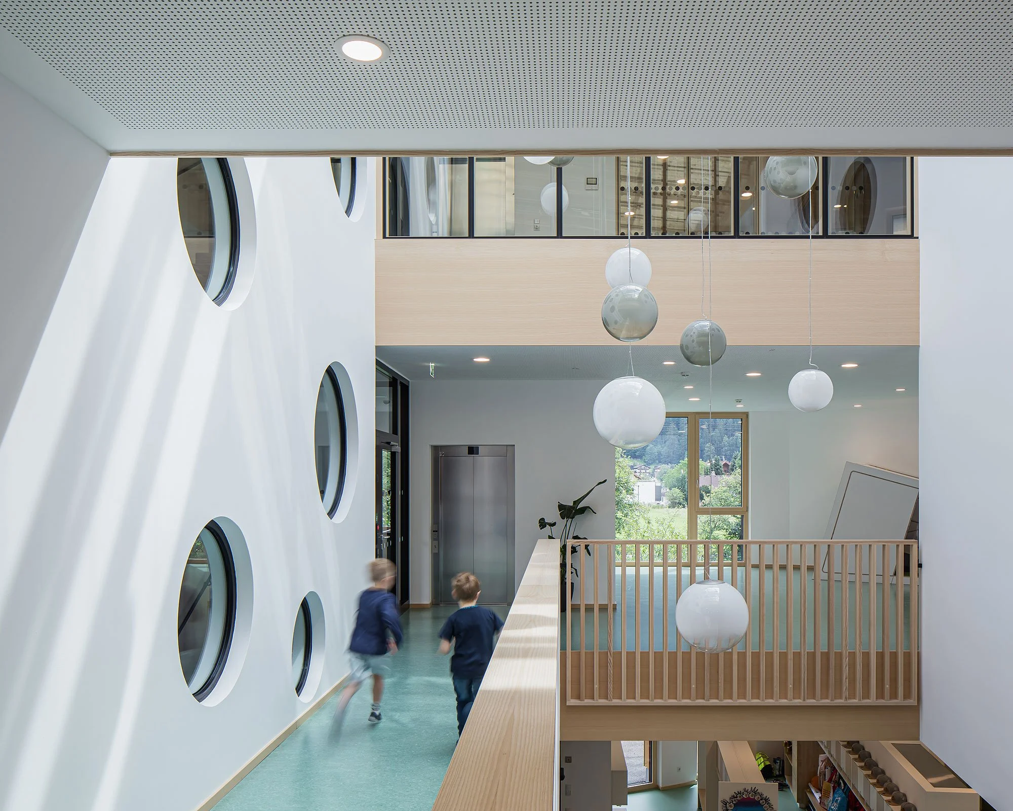 Kindergarten Schwendau, Schwendau, Studio 23 Architektur, Christian Flatscher, Architekturfotografie, Fotografie, Architektur, Tirol