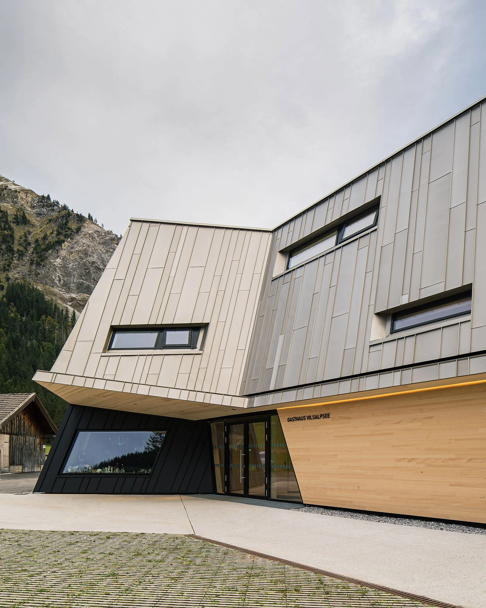 Gasthaus Vilsalpsee, Tannheim, Mario Gasser, Christian Flatscher, Architekturfotografie, Fotografie, Architektur, Tirol