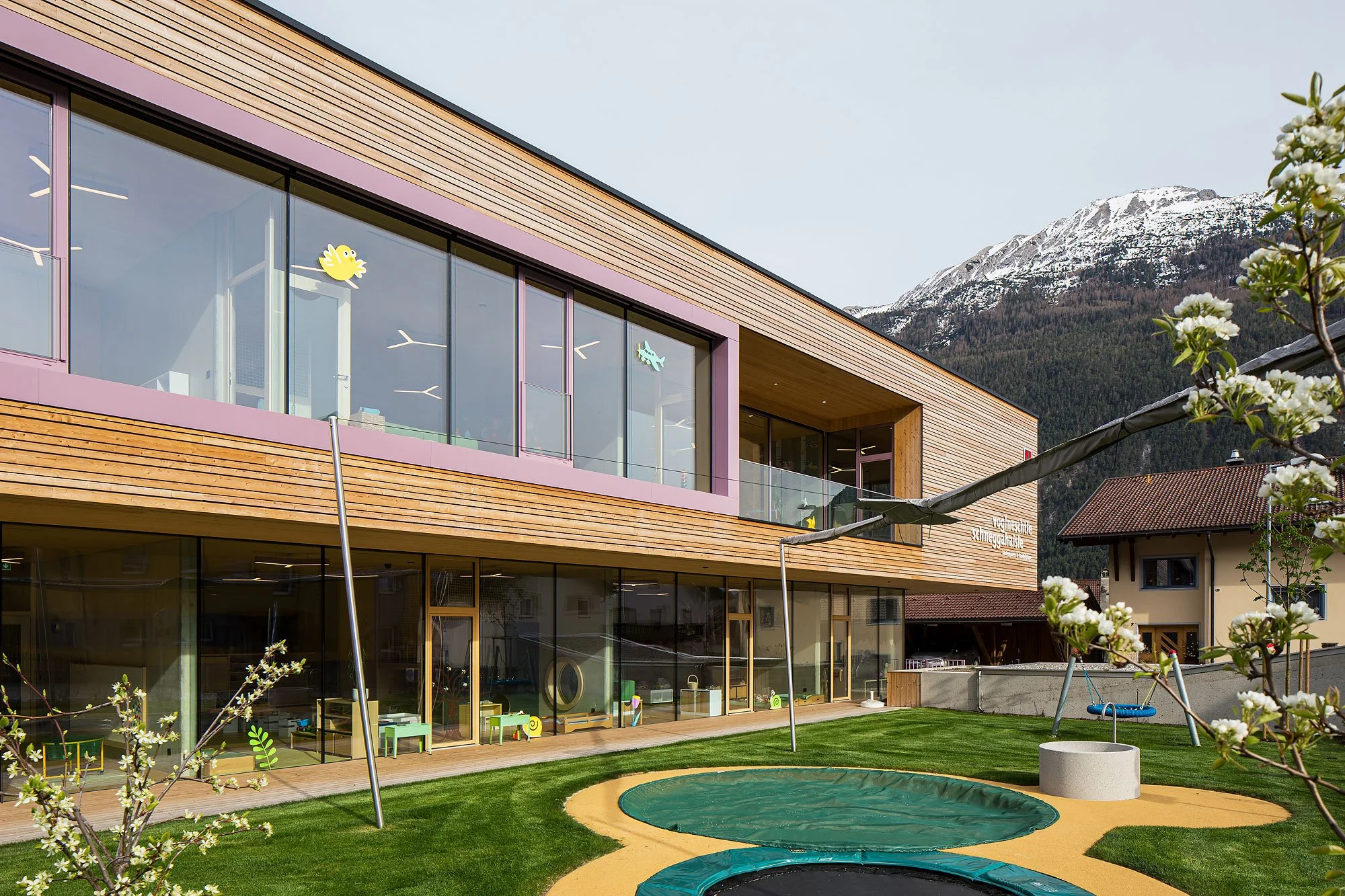 Kindergarten Tarrenz, Tarrenz, Tabernig Zierl Architekten, Martin Tabernig, Alois Zierl, Christian Flatscher, Architekturfotografie, Fotografie, Architektur, Tirol