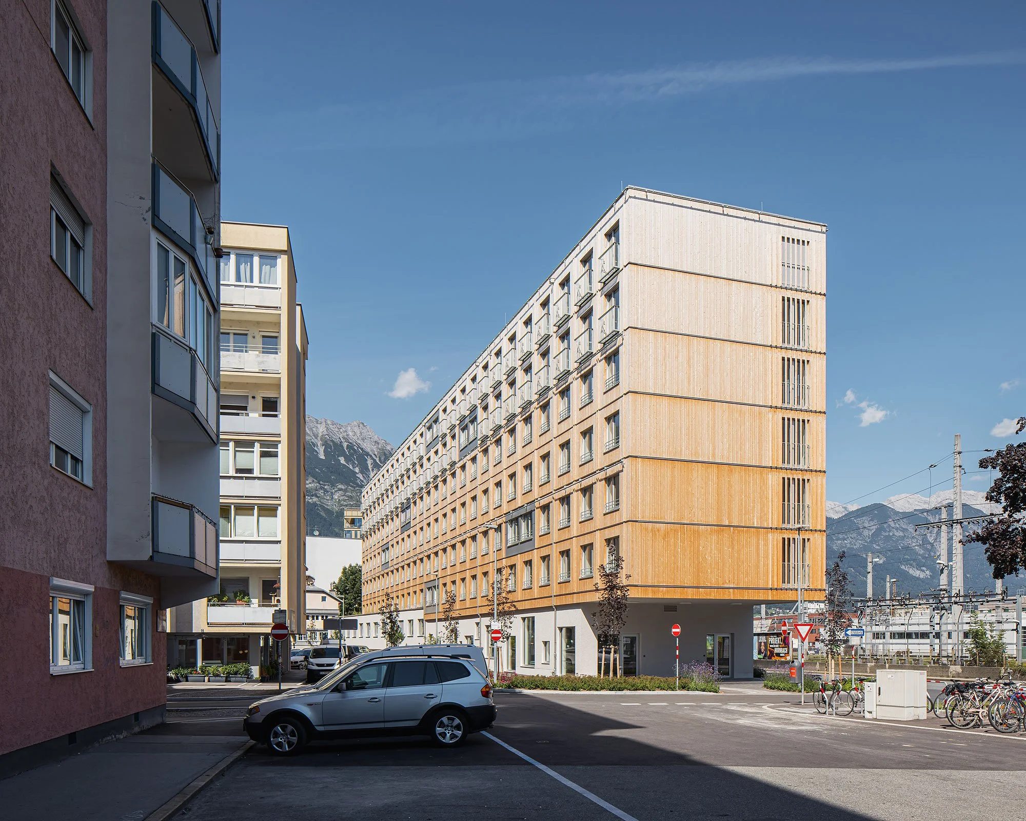 Gästehaus für Studierende, Innsbruck, Betina Hanel, Gerhard Manzl, Rubner Holzbau, Christian Flatscher, Architekturfotografie, Fotografie, Architektur, Tirol