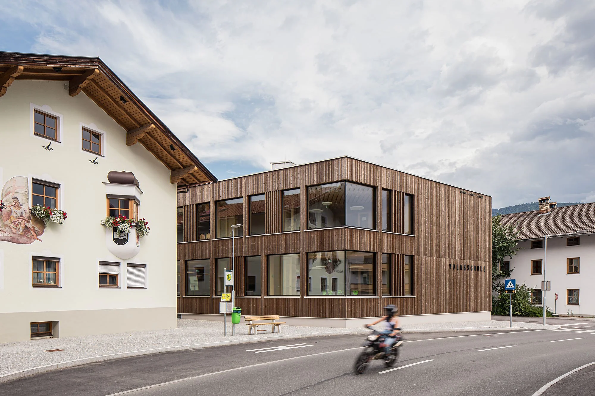 Volksschule Breitenbach, Breitenbach am Inn, Johannes Nägele, Christian Flatscher, Architekturfotografie, Fotografie, Architektur, Tirol