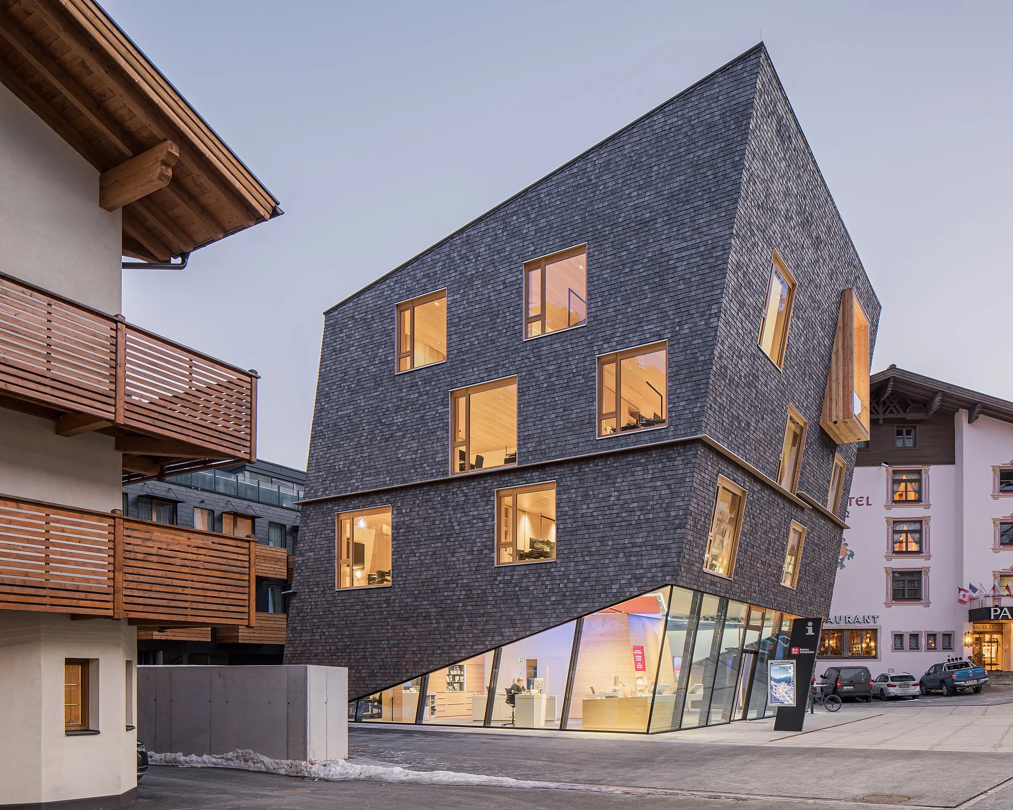 Bürogebäude Ötztal Tourismus, Sölden, Obermoser + Partner Architekten, Christian Flatscher, Architekturfotografie, Fotografie, Architektur, Tirol