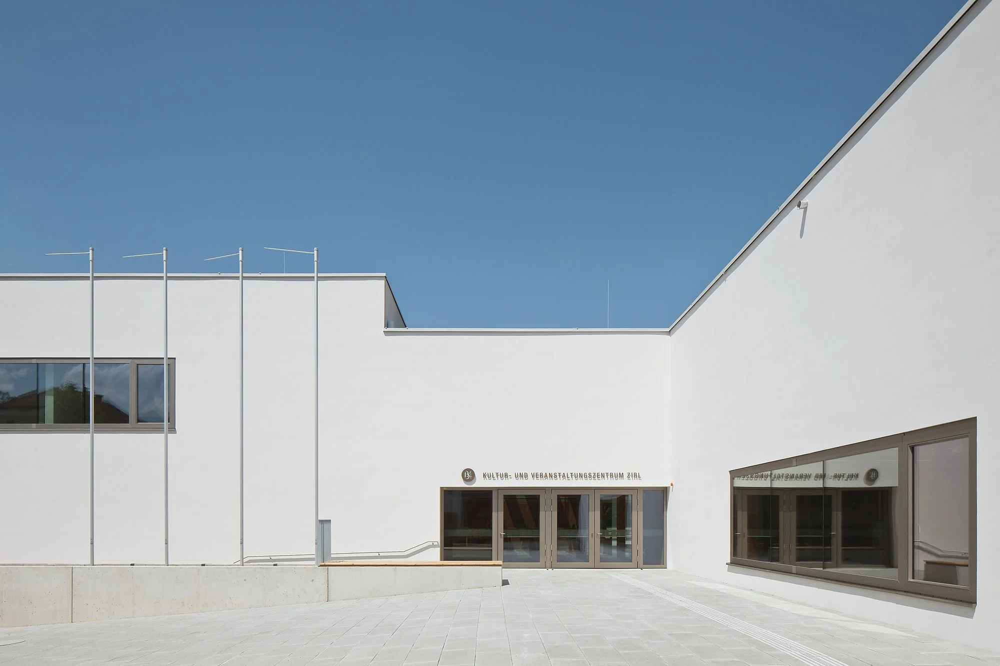 Veranstaltungszentrum B4, Zirl, Wolf Architektur, Christian Flatscher, Architekturfotografie, Fotografie, Architektur, Tirol