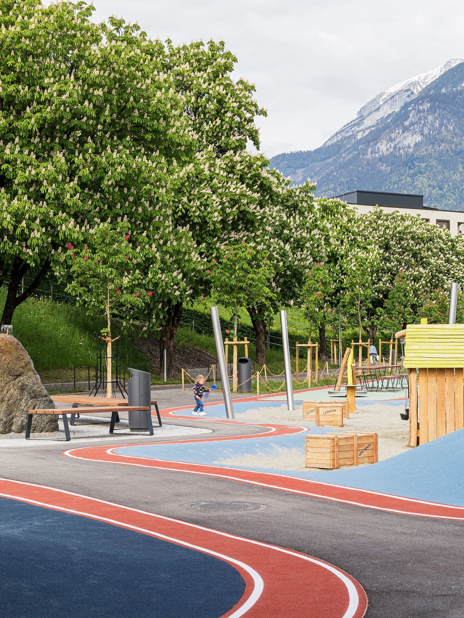Park in Pradl, Innsbruck, Kieran Fraser Landscape Design, Kieran Fraser, Christian Flatscher, Architekturfotografie, Fotografie, Landschaftsarchitektur, Tirol