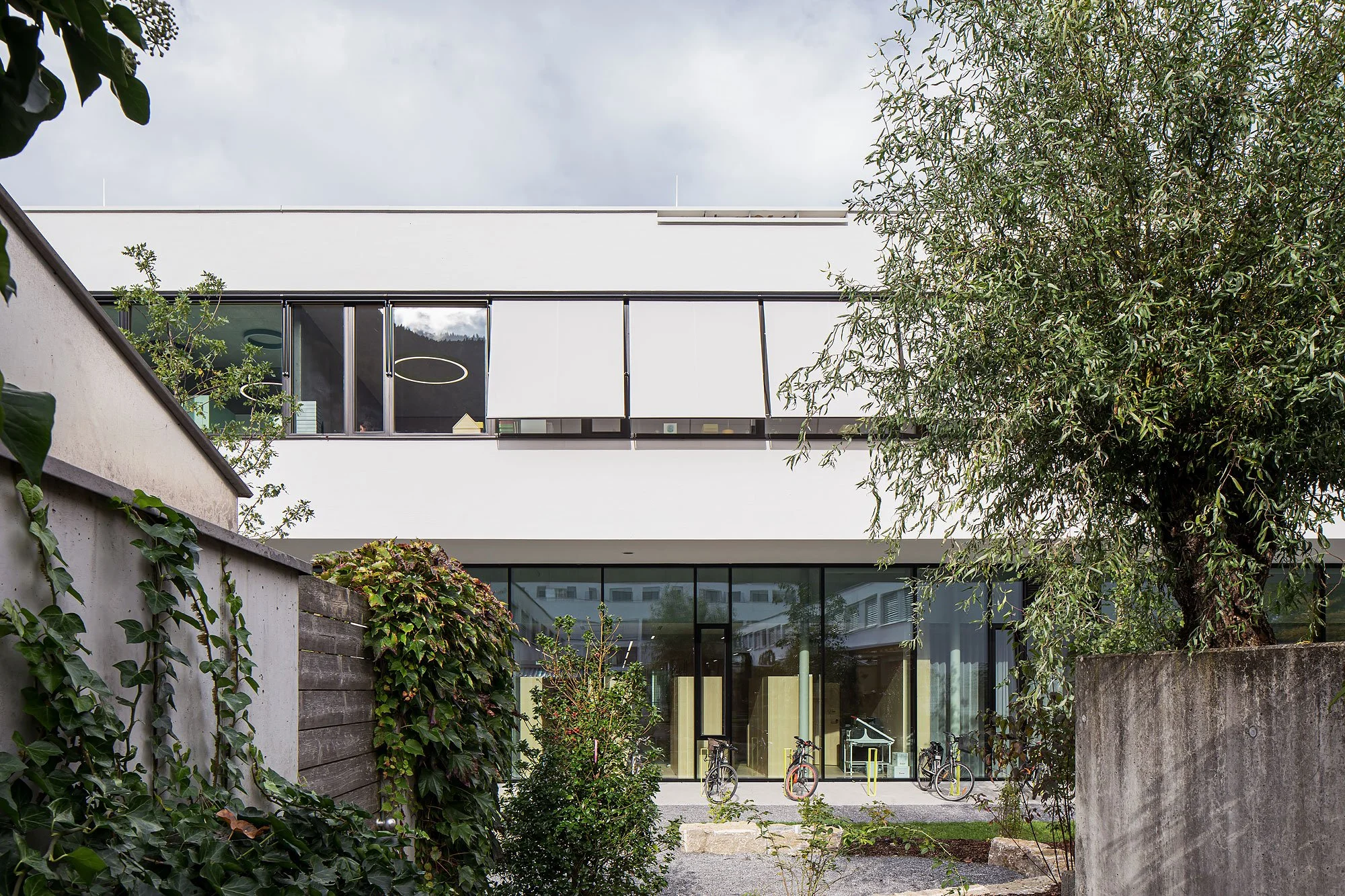 Volksschule Schwefel, Hohenems, Tabernig Zierl Architekten, Martin Tabernig, Alois Zierl, Christian Flatscher, Architekturfotografie, Fotografie, Architektur, Vorarlberg