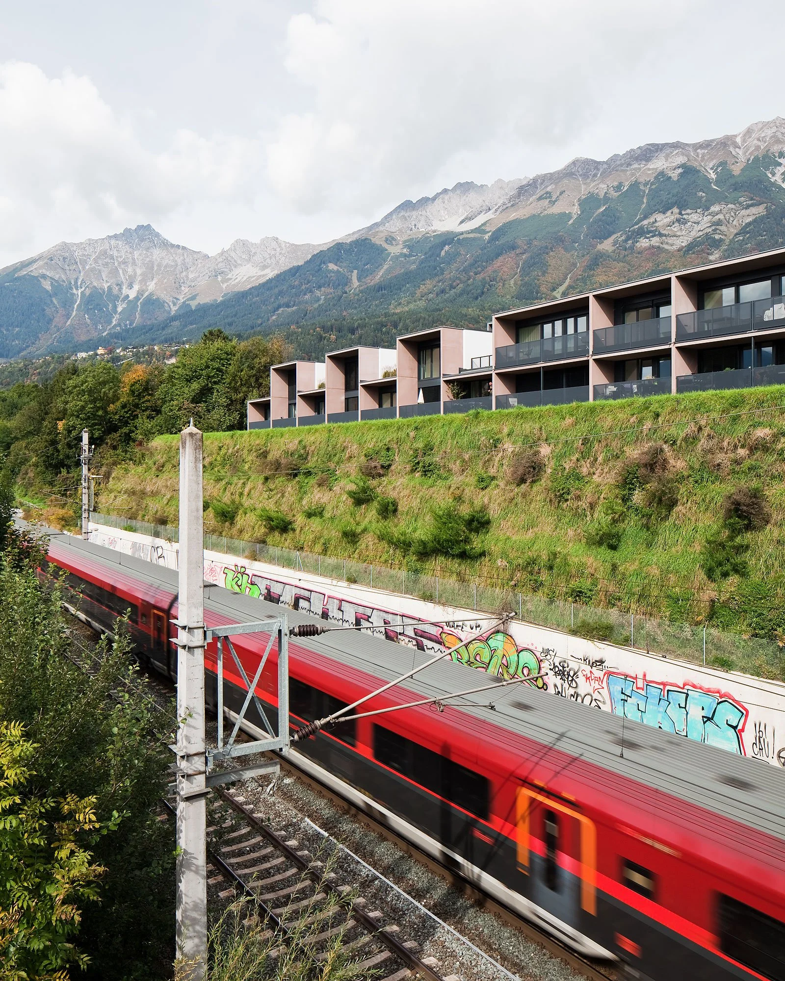 Wohnanlage Kreuzgasse 2, Innsbruck, Lorenz Ateliers, Peter Lorenz, Zima, Christian Flatscher, Architekturfotografie, Fotografie, Architektur, Tirol