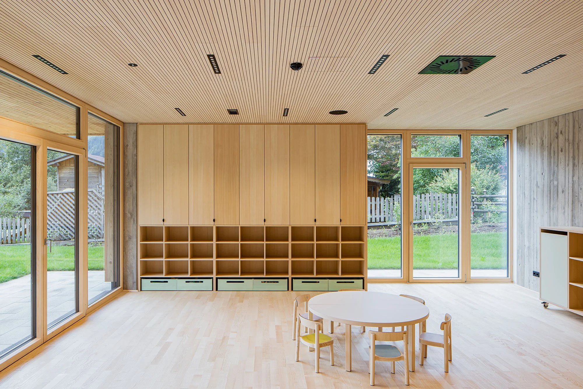 Haus des Kindes, Schwendt, Heinlein Zierl Architekten, Michael Heinlein, Alois Zierl, Christian Flatscher, Architekturfotografie, Fotografie, Architektur, Tirol