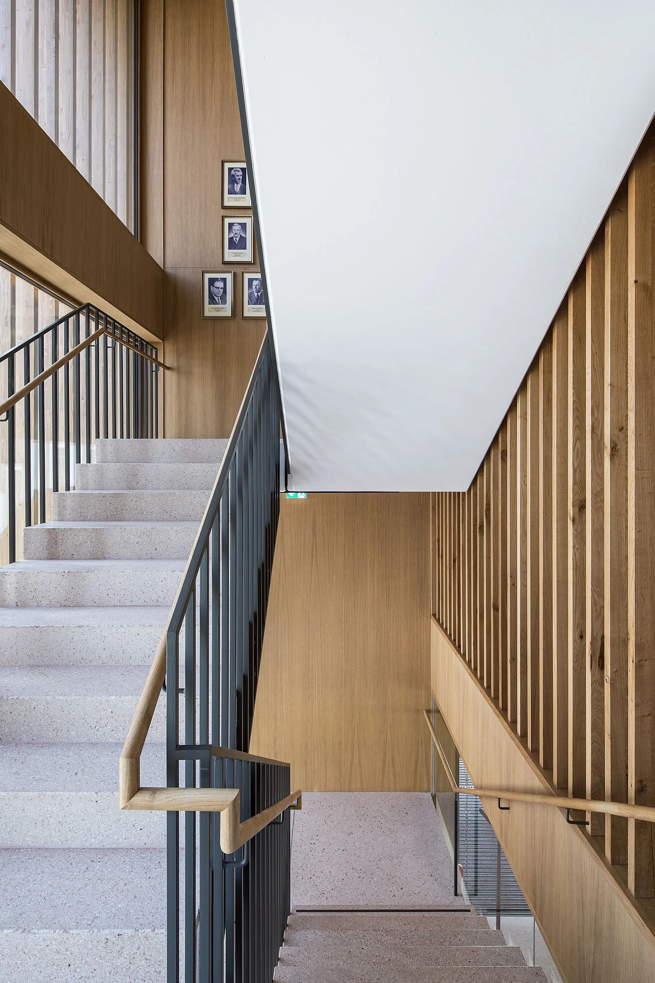 Dorfzentrum Niederndorf, Niederndorf, Bernhard Berger, Wolfgang Ritter, Christian Flatscher, Architekturfotografie, Fotografie, Architektur, Tirol