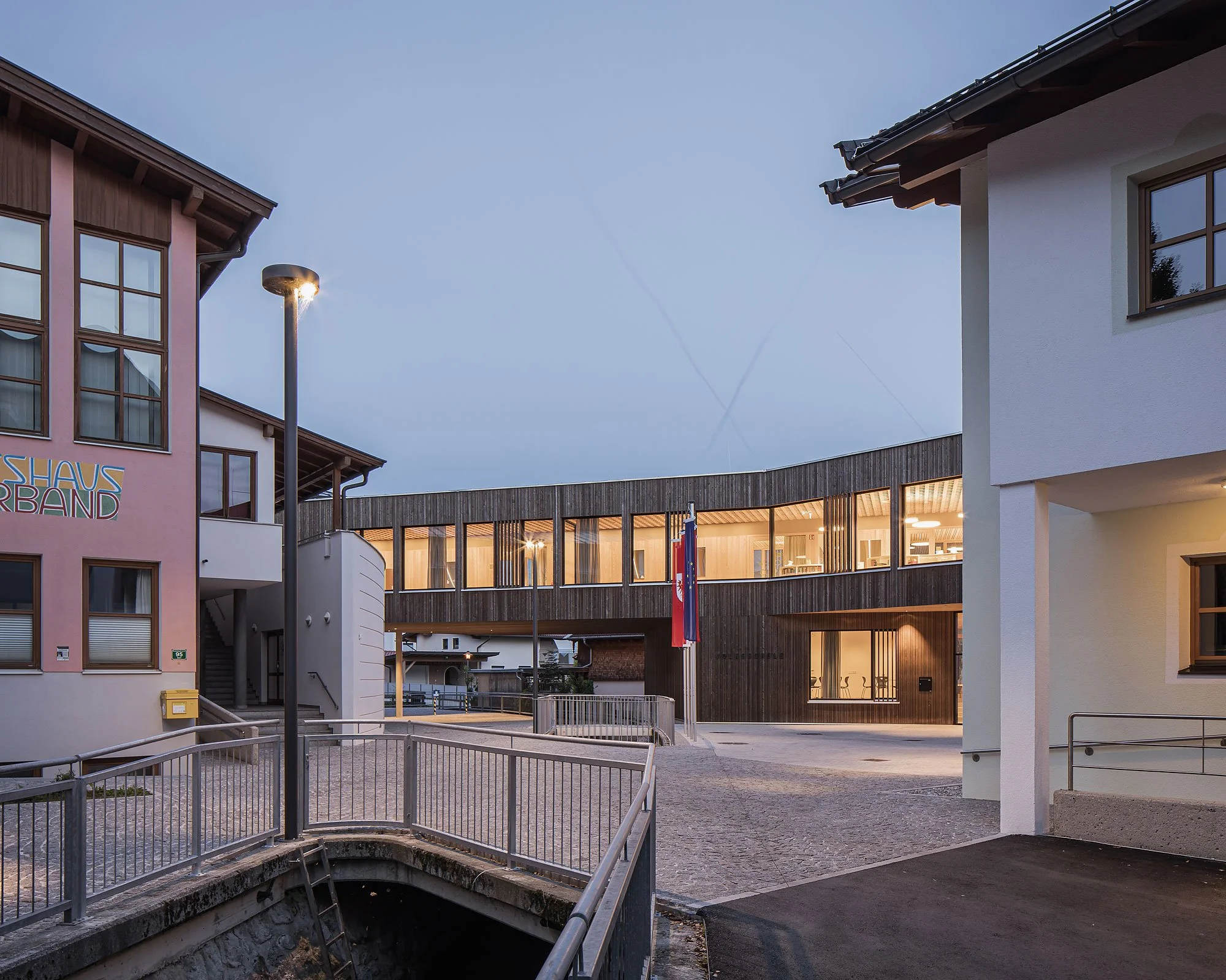 Volksschule Breitenbach, Breitenbach am Inn, Johannes Nägele, Christian Flatscher, Architekturfotografie, Fotografie, Architektur, Tirol