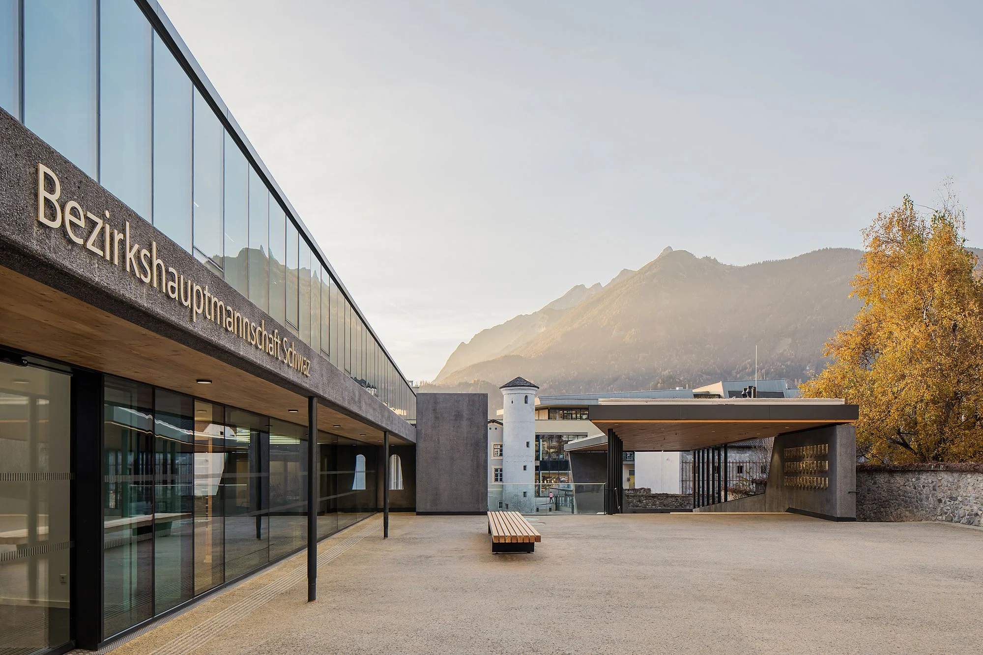 BH Schwaz, Schwaz, Thomas Mathoy Architekten, Christian Flatscher, Architekturfotografie, Fotografie, Architektur, Tirol