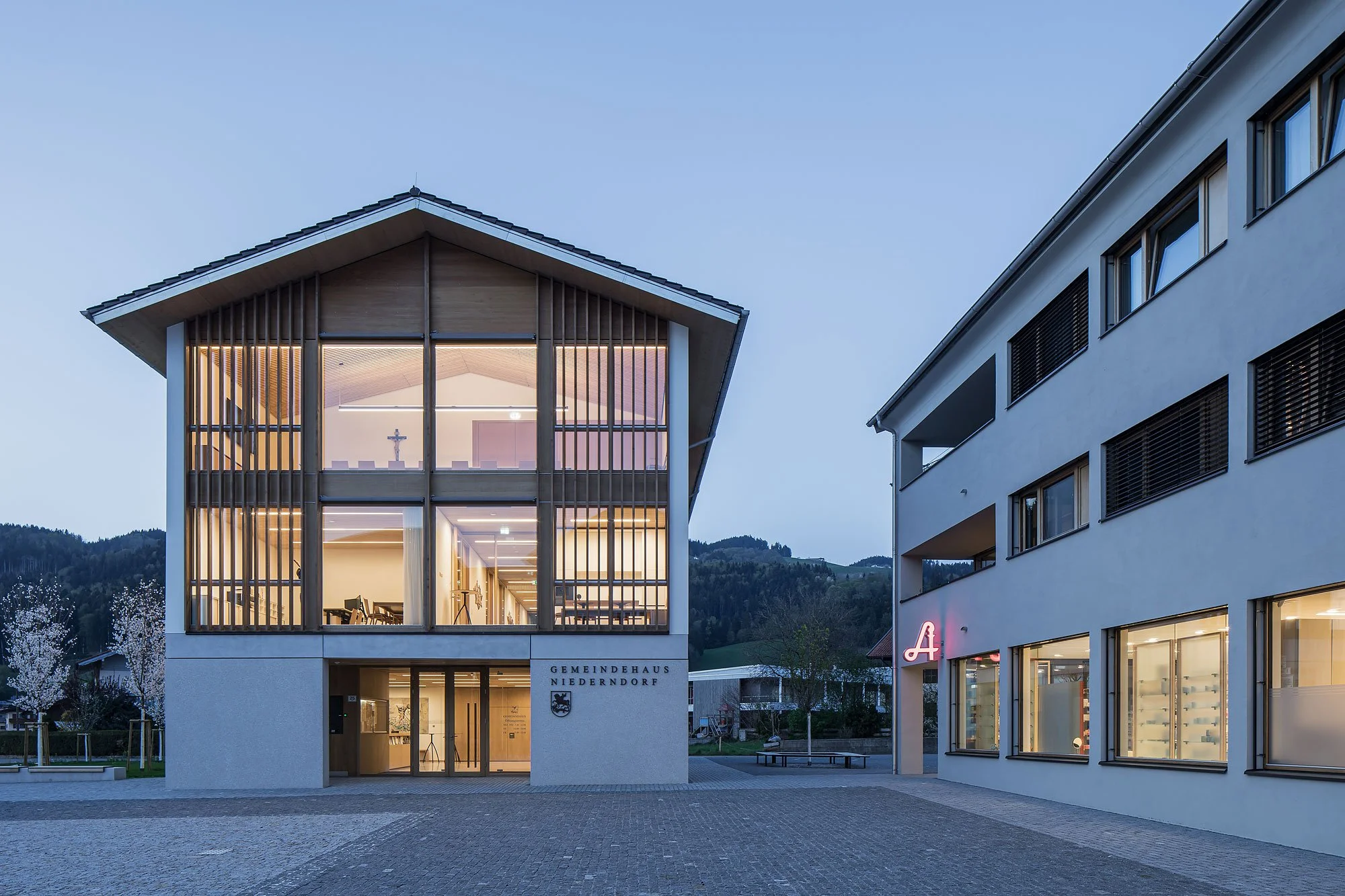 Dorfzentrum Niederndorf, Niederndorf, Bernhard Berger, Wolfgang Ritter, Christian Flatscher, Architekturfotografie, Fotografie, Architektur, Tirol