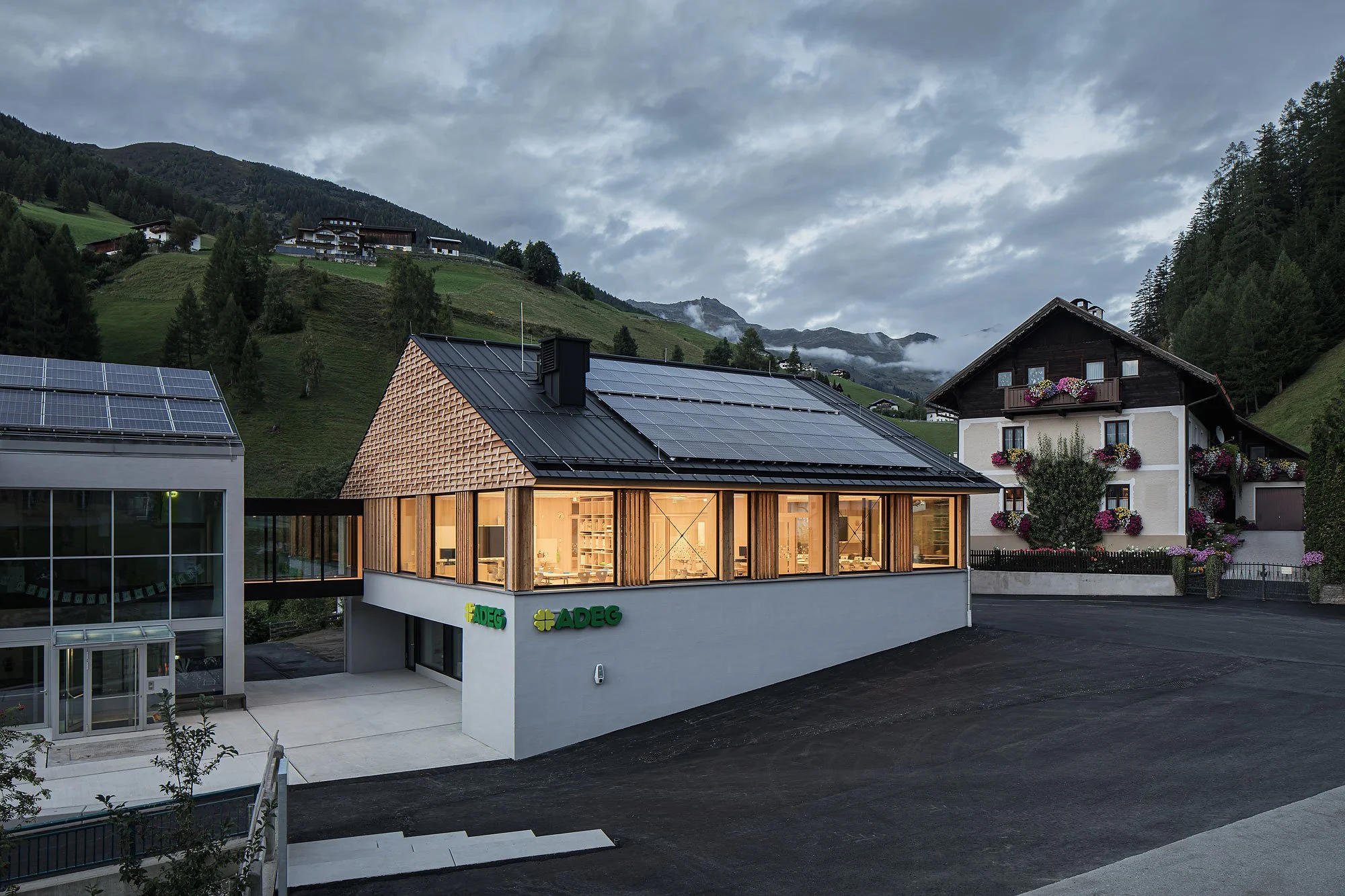 Volksschule Navis, Navis, Johannes Nägele, Christian Flatscher, Architekturfotografie, Fotografie, Architektur, Tirol