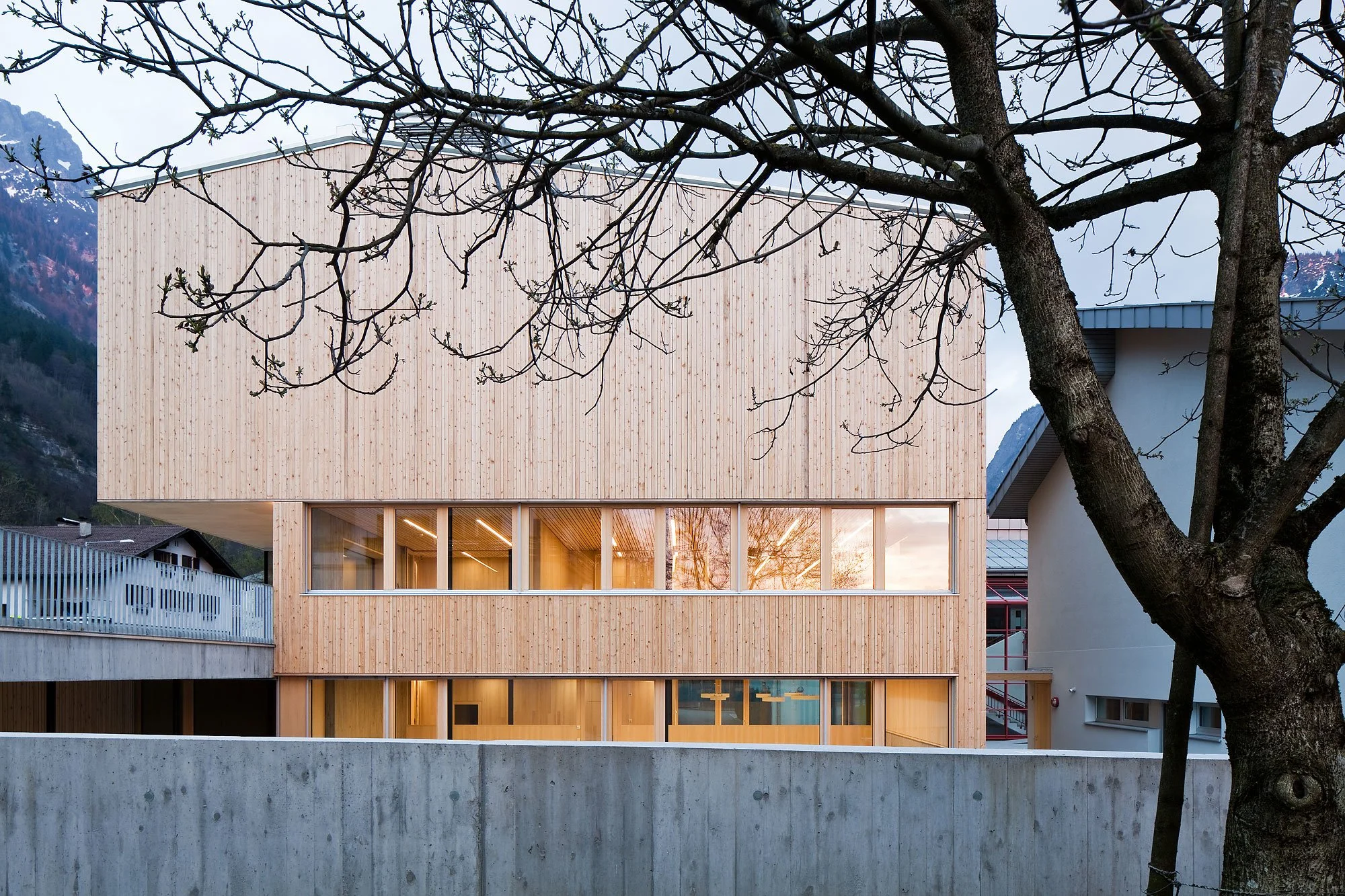 Gemeindehaus Innerbraz, Innerbraz, Johannes Nägele, Christian Flatscher, Architekturfotografie, Fotografie, Architektur, Vorarlberg